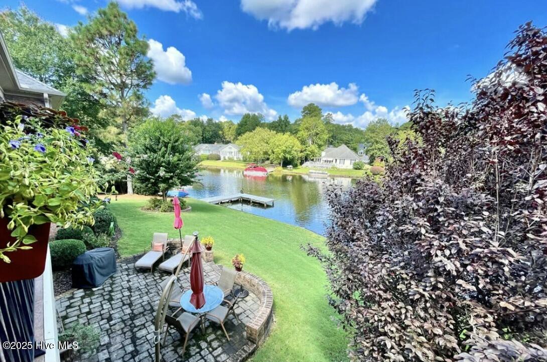 145 Lake Forest Drive SW