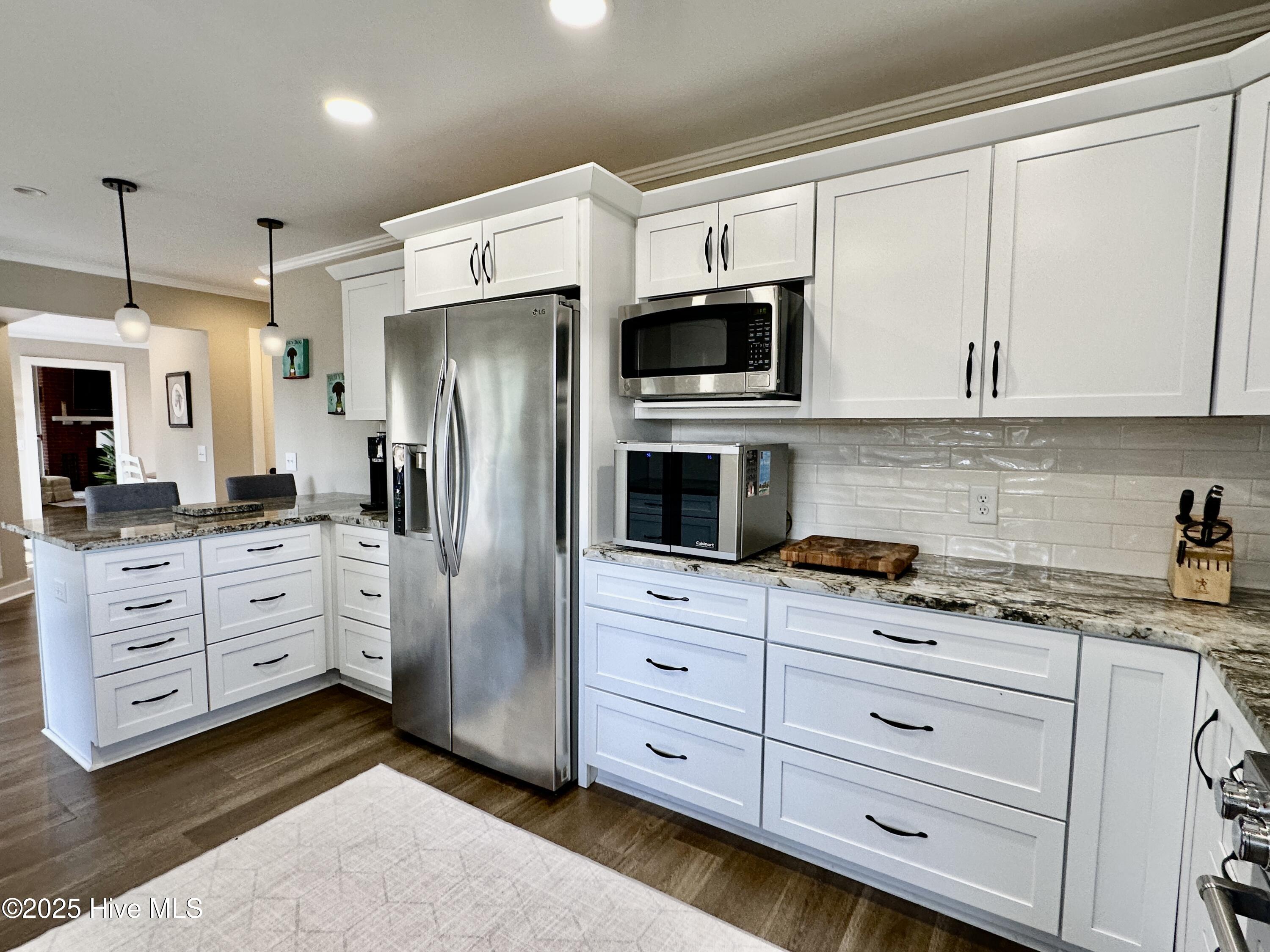 933 Yadkin Road