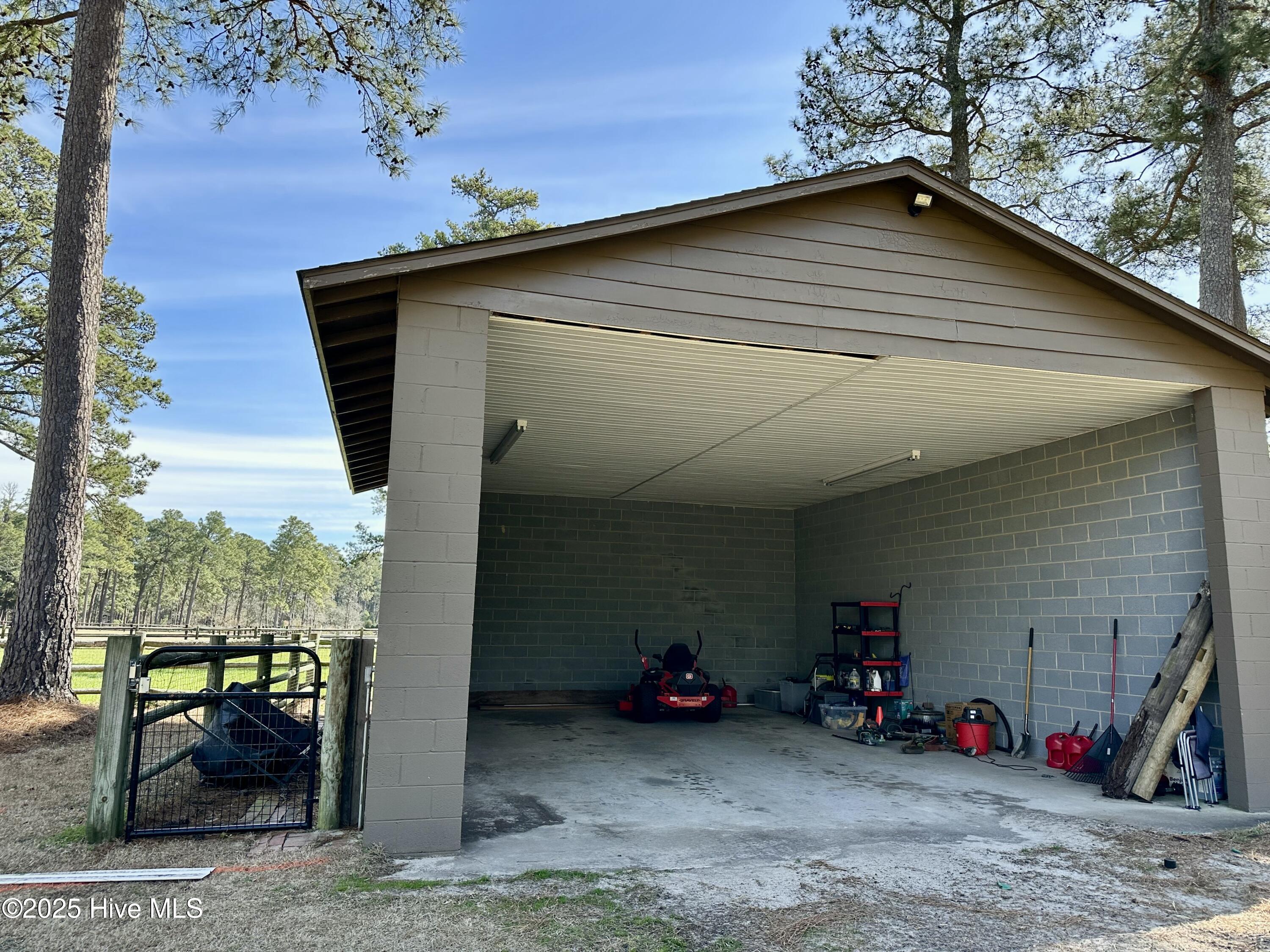 933 Yadkin Road