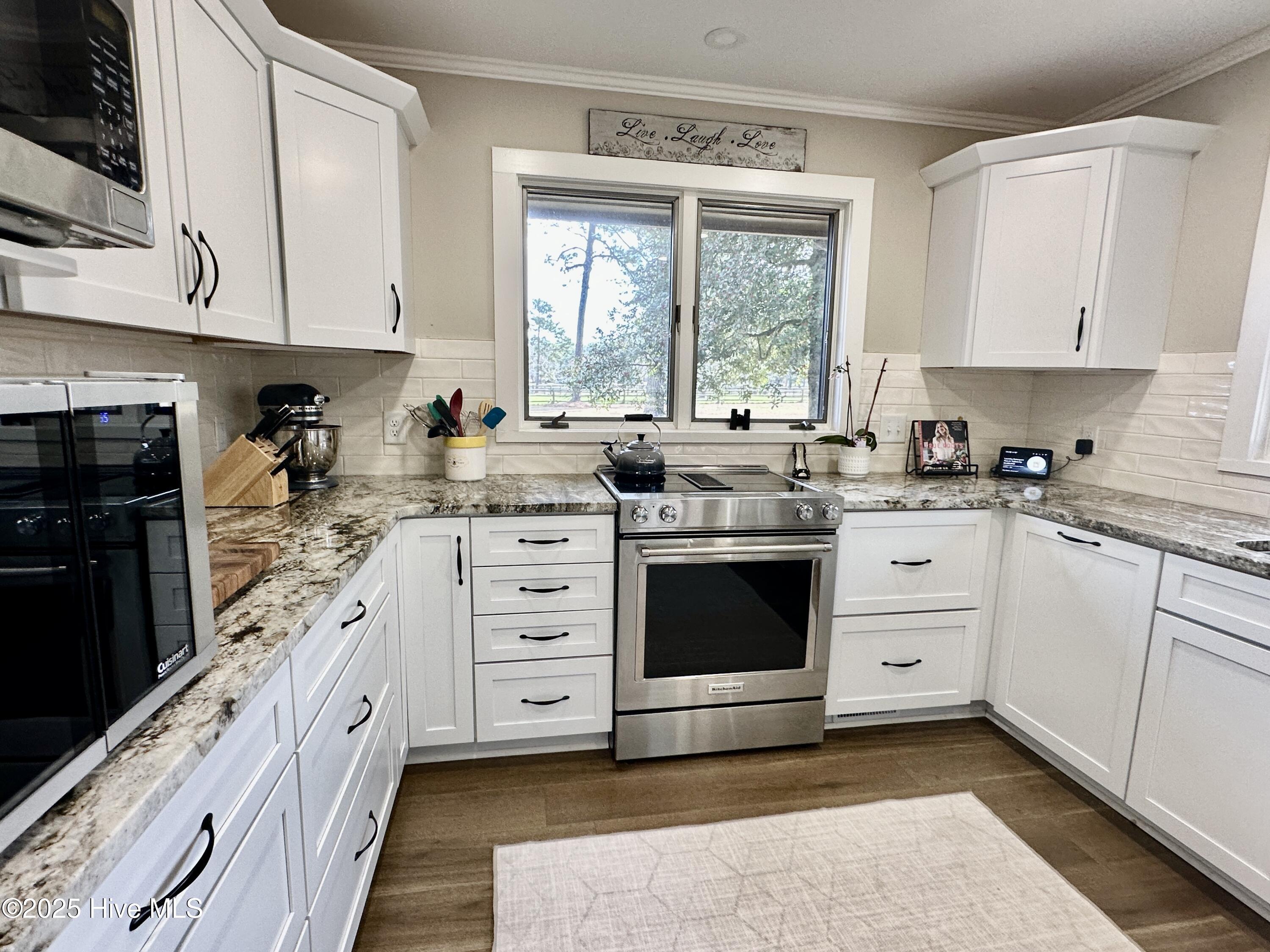 933 Yadkin Road