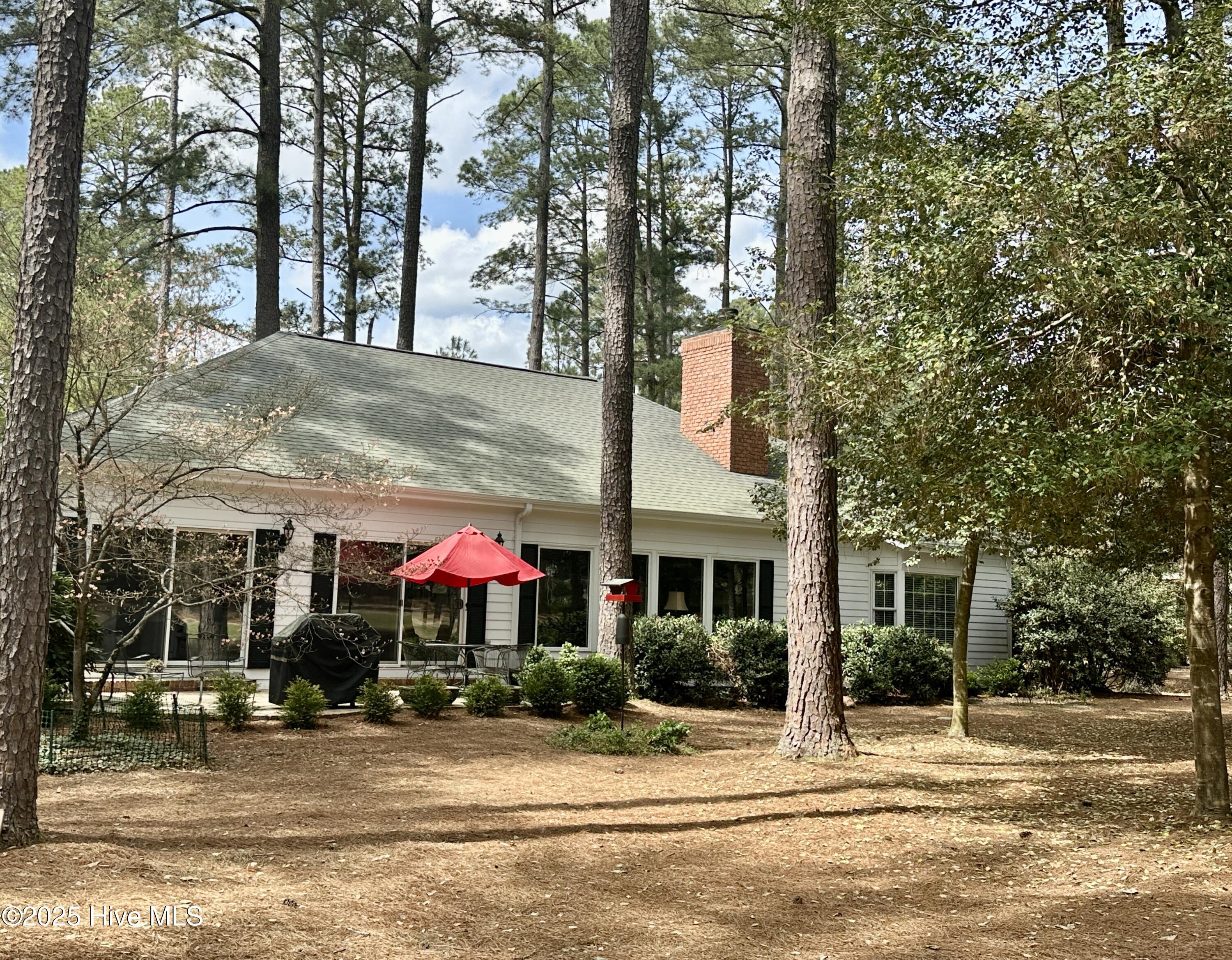 16 Ashkirk Drive