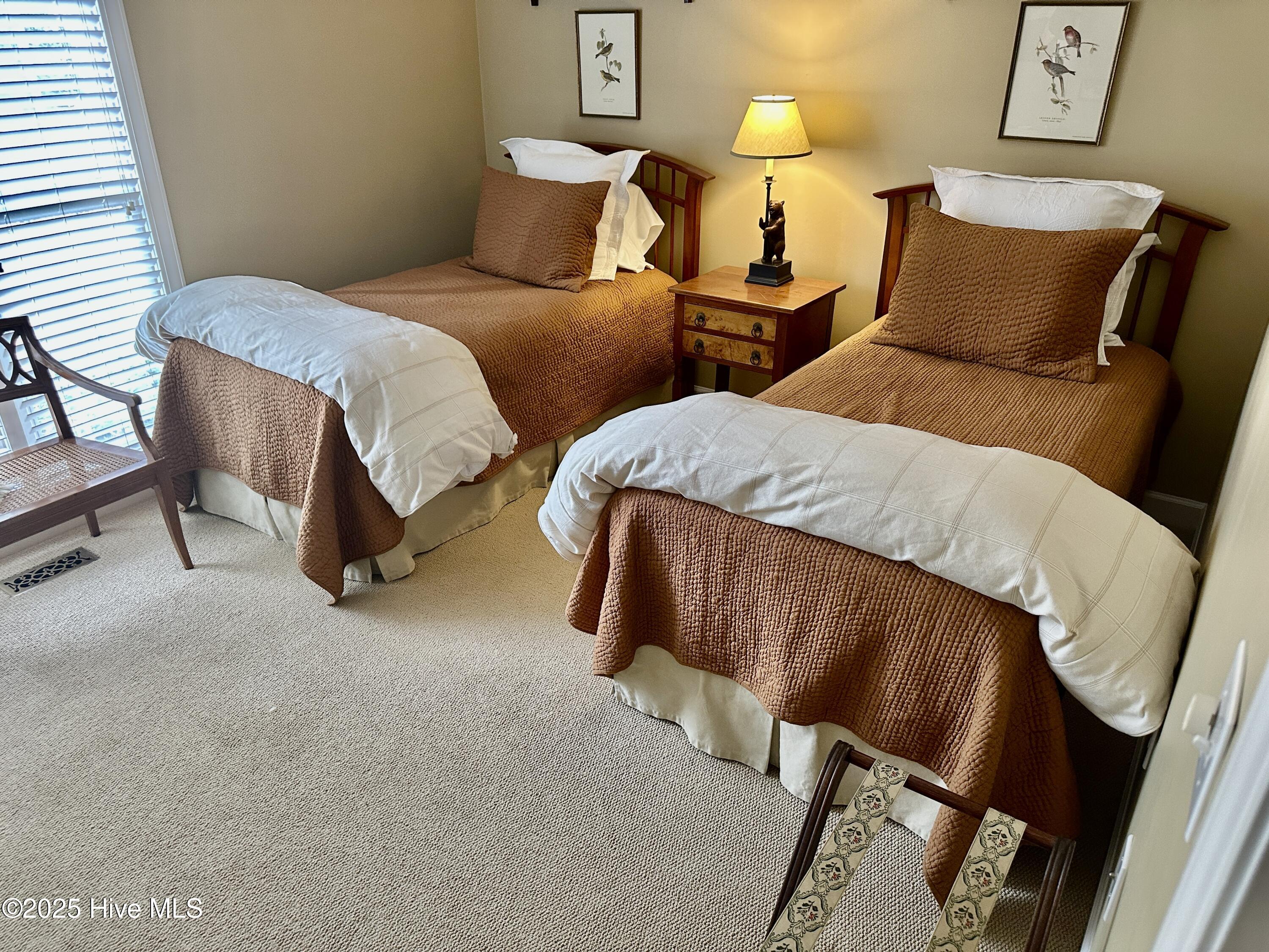 16 Ashkirk Drive