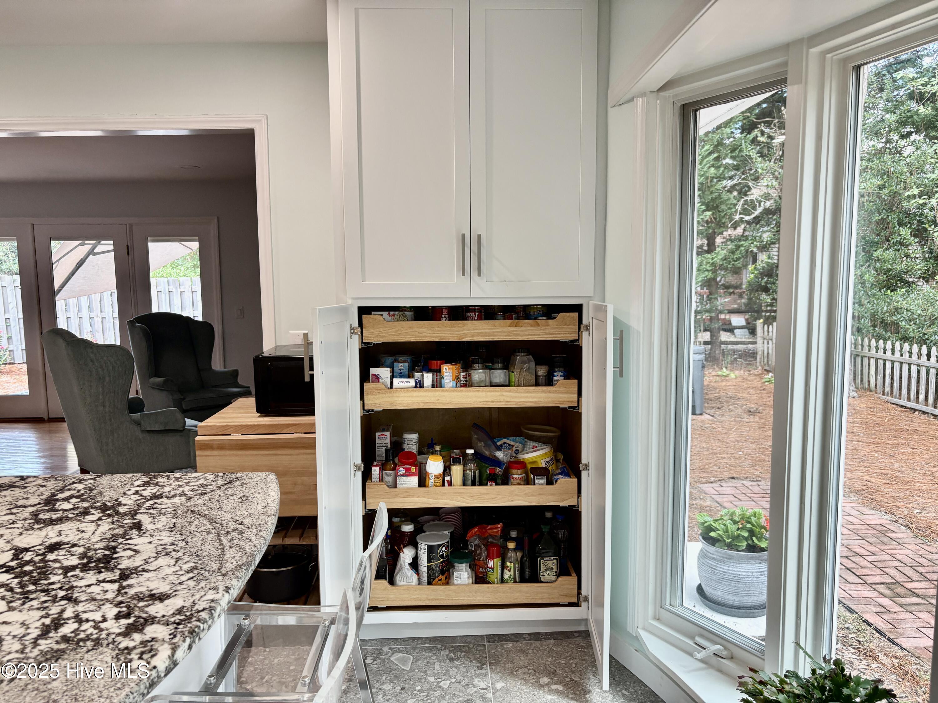 1425 Monticello Drive