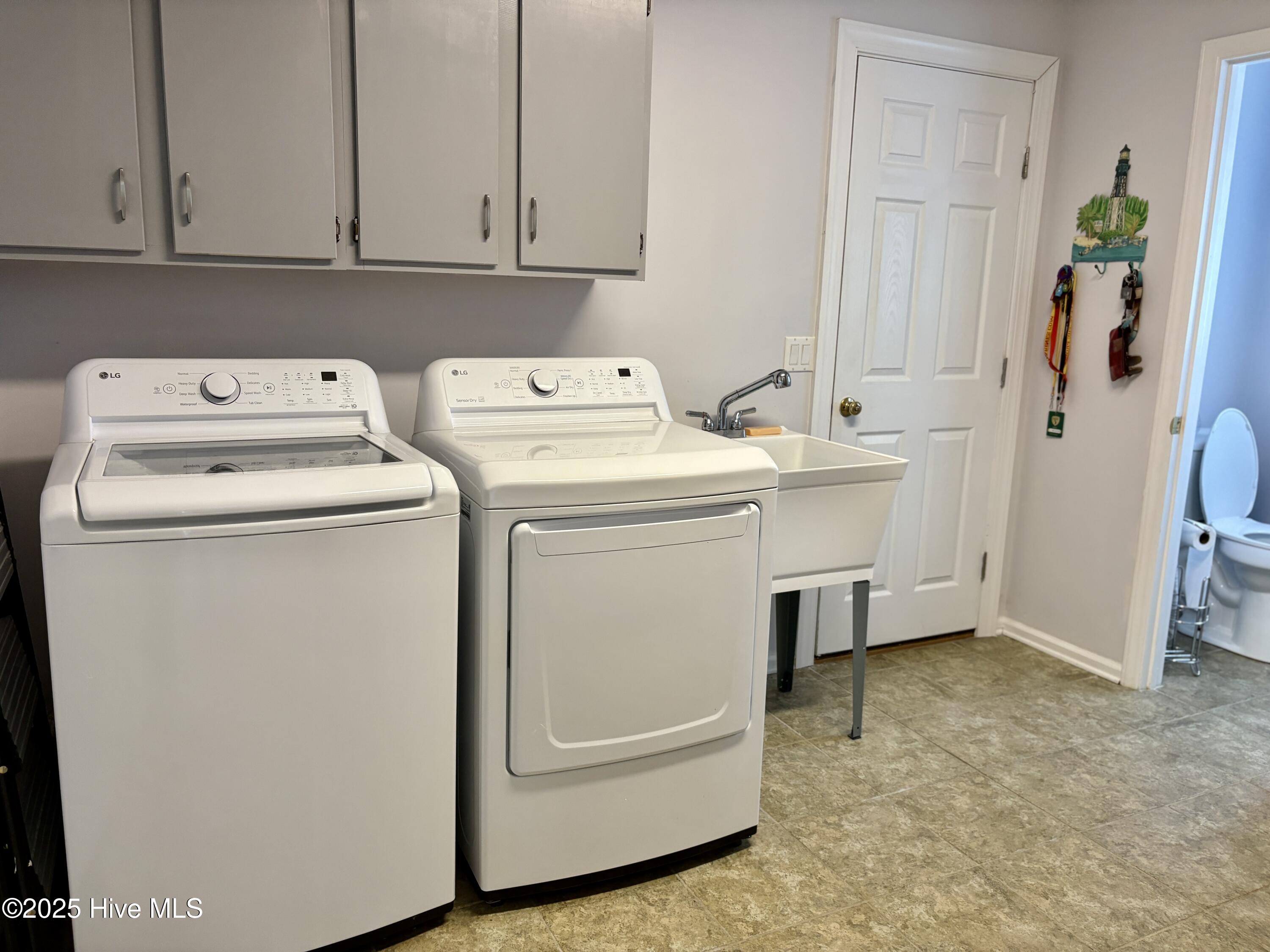 1425 Monticello Drive