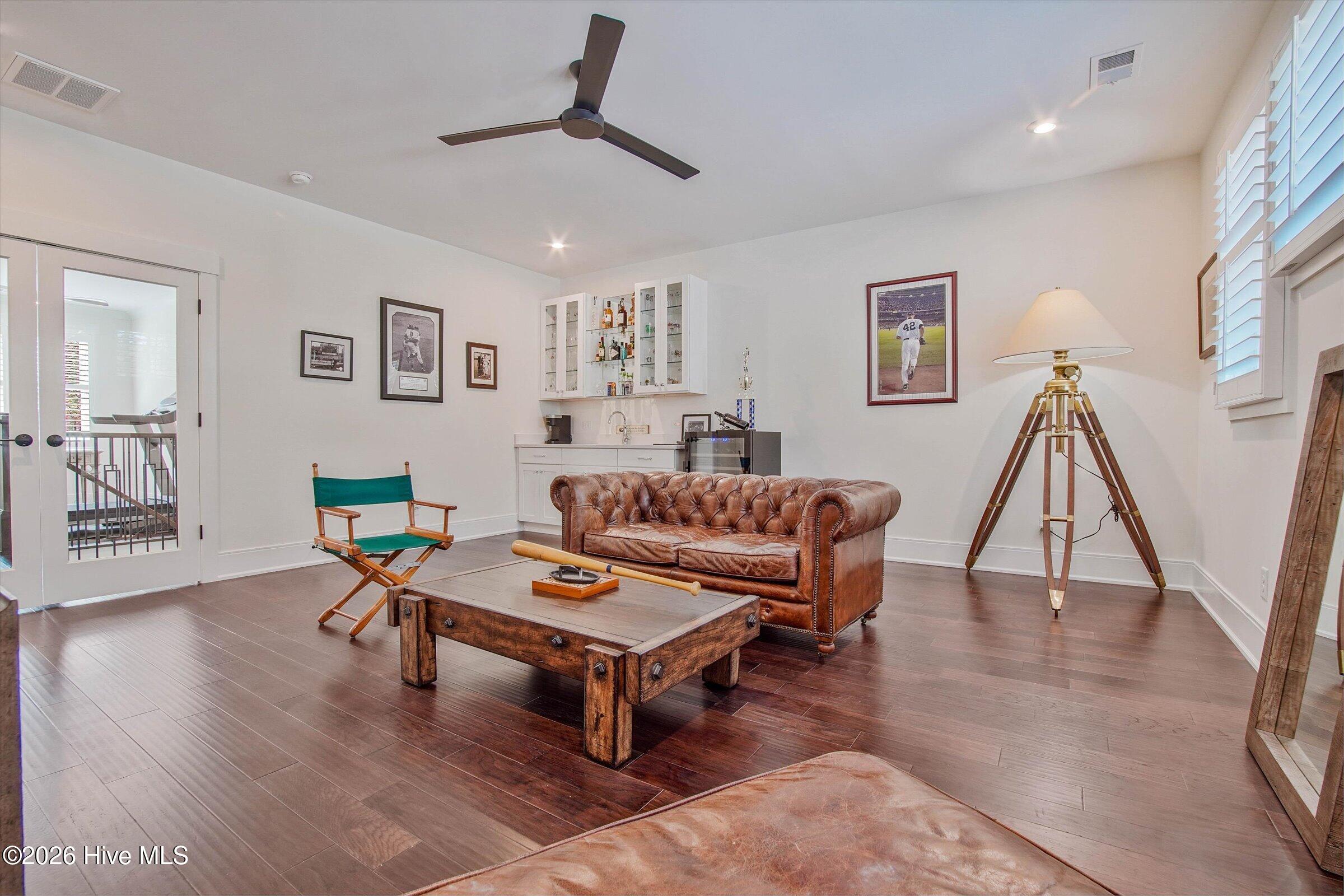 3 Ridgeland Street