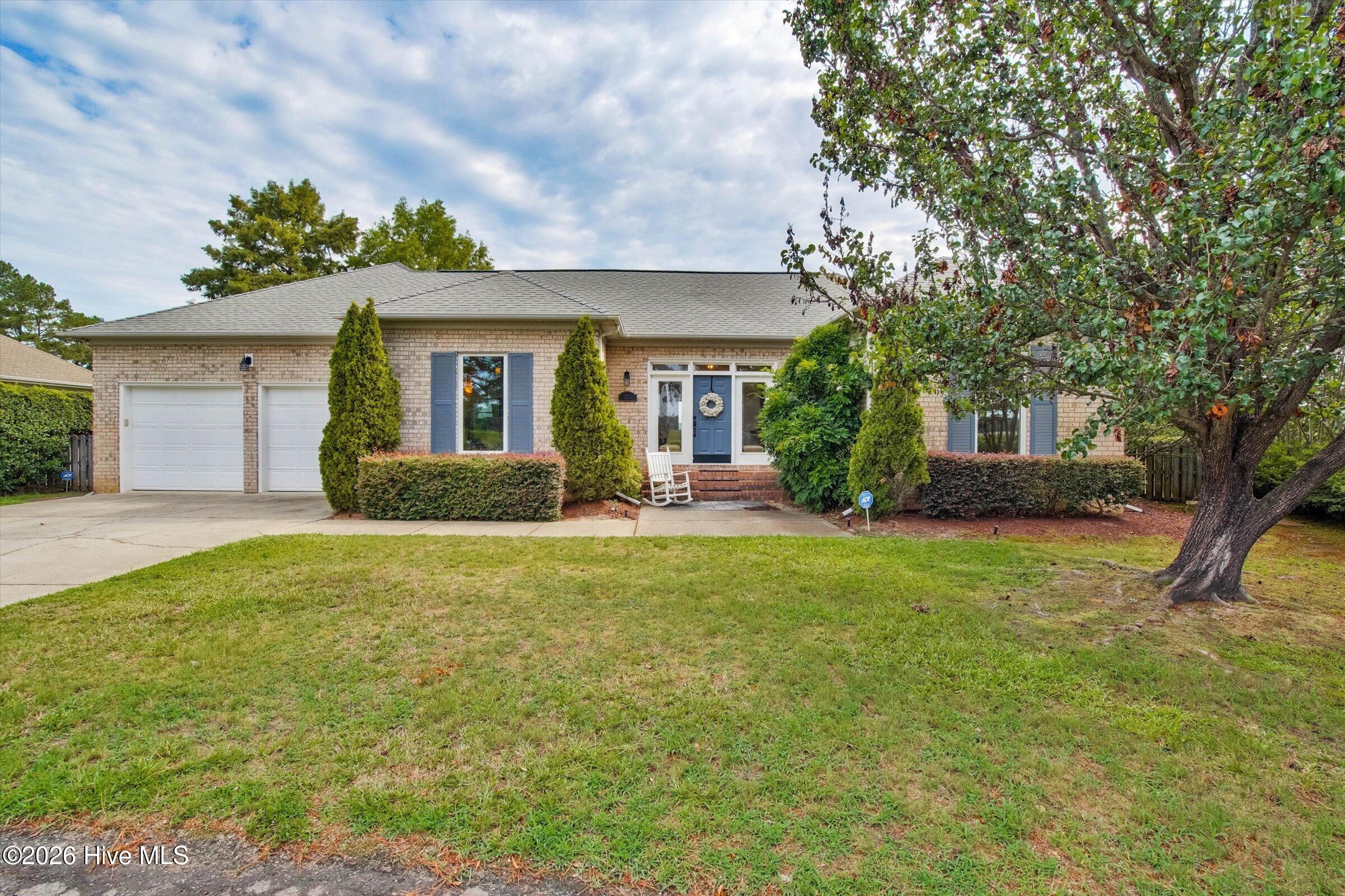1231 Greenbriar Place