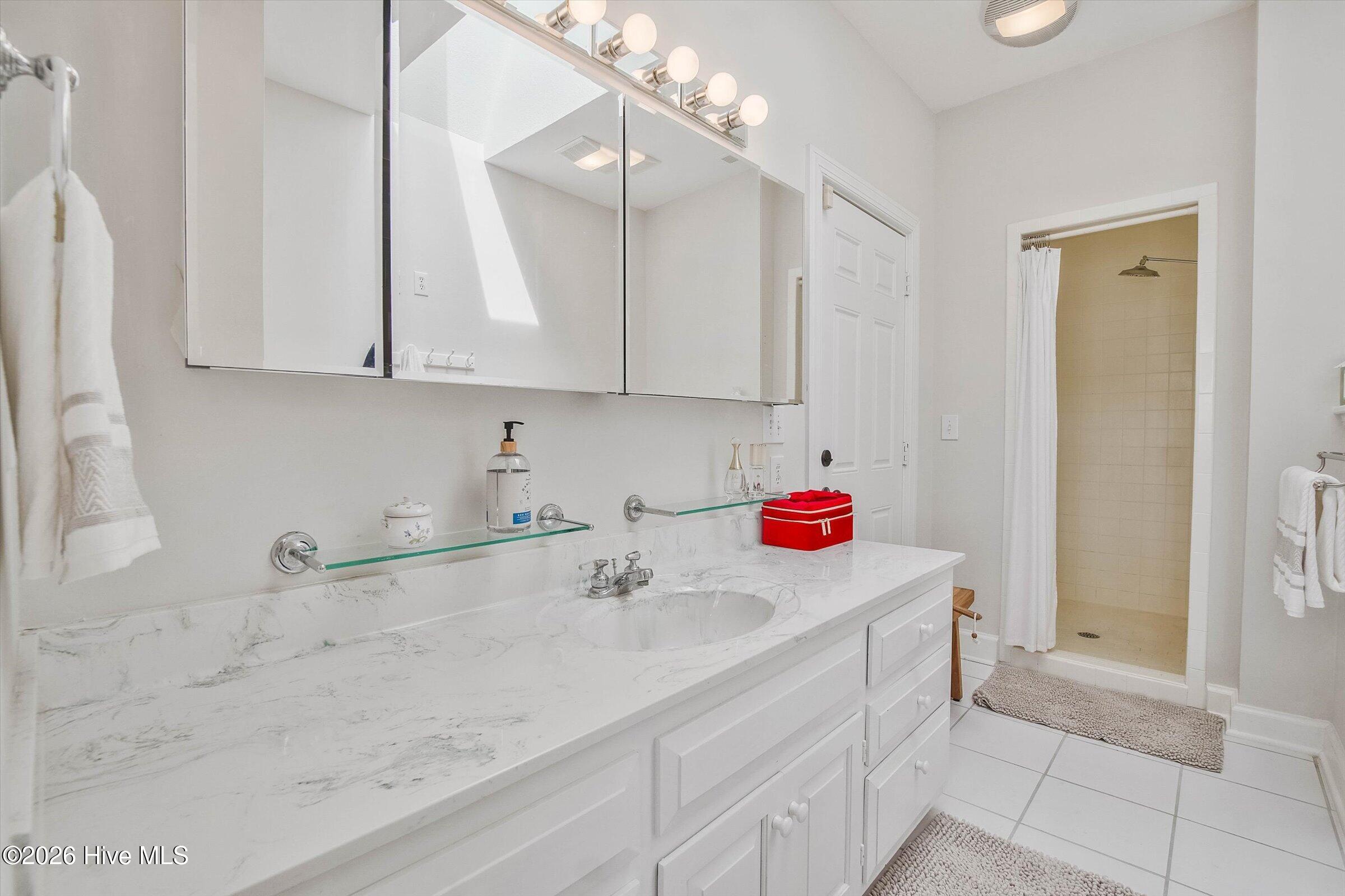 1231 Greenbriar Place