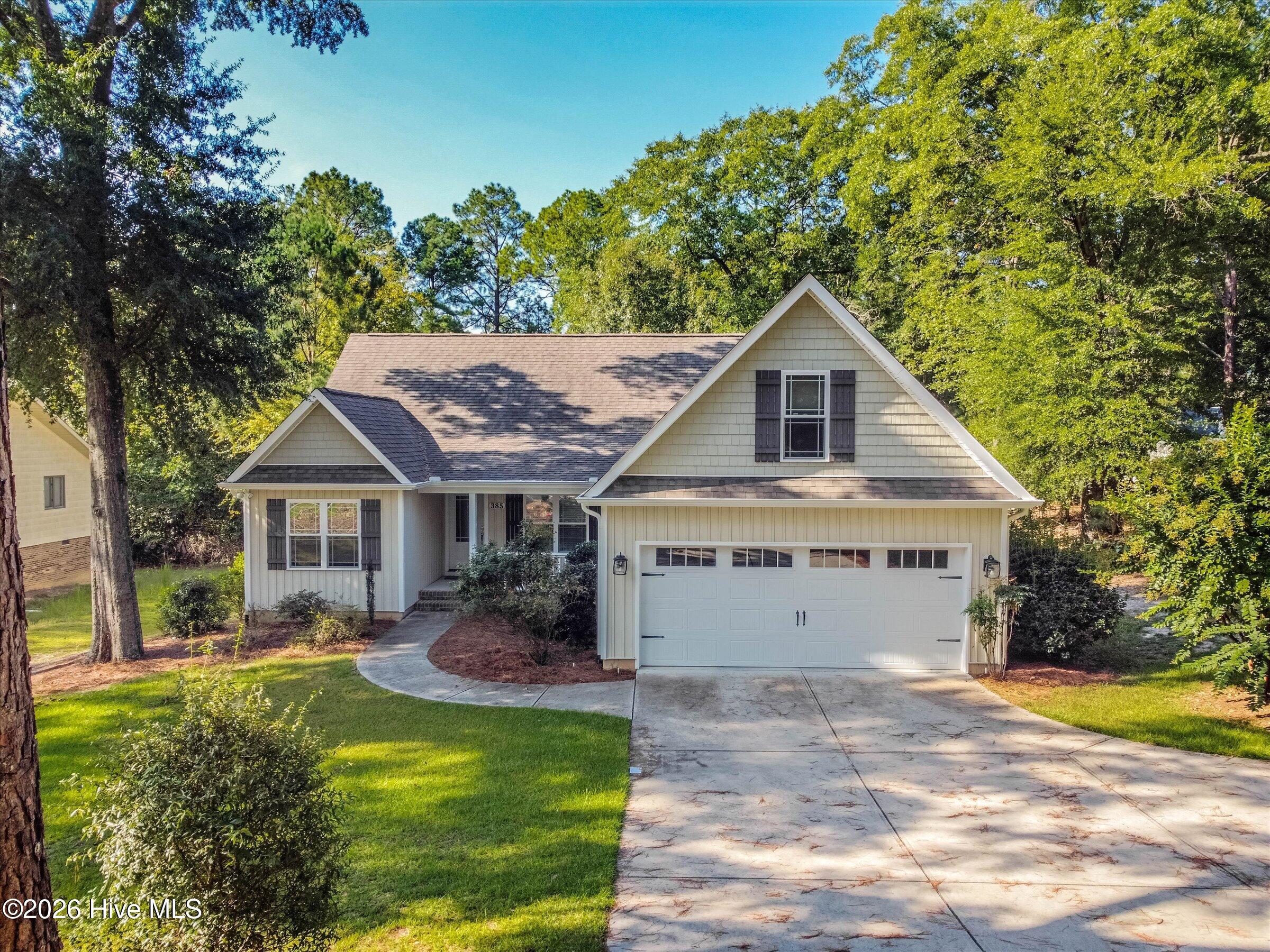 385 Saint Andrews Drive