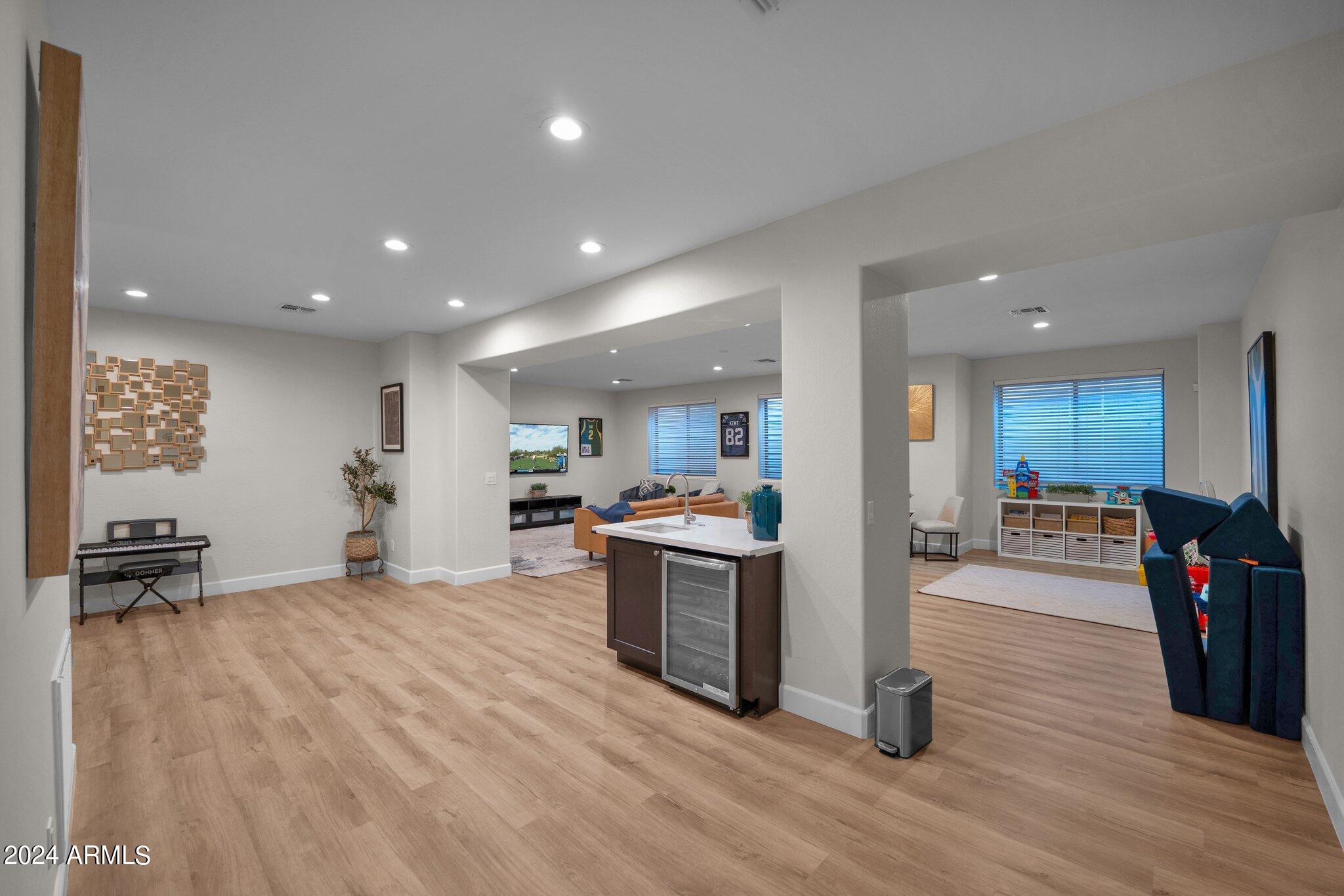 2517 S CONSTELLATION Way