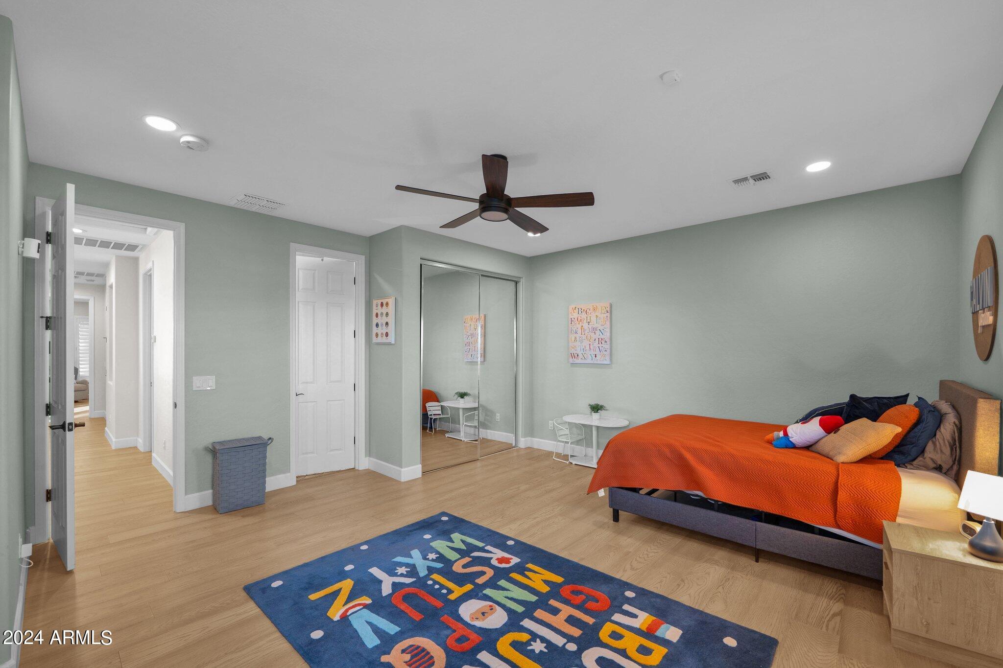 2517 S CONSTELLATION Way