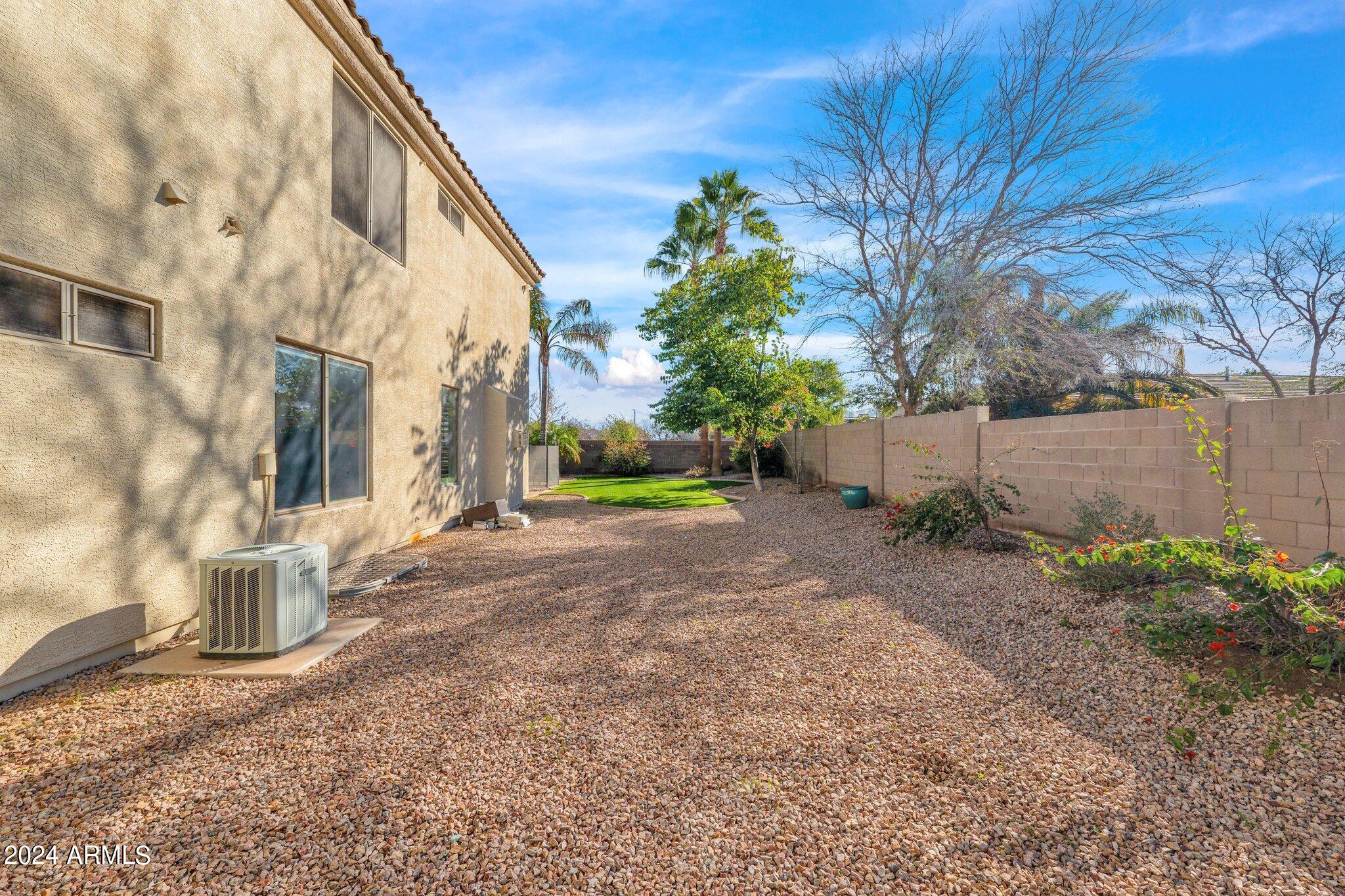 2517 S CONSTELLATION Way