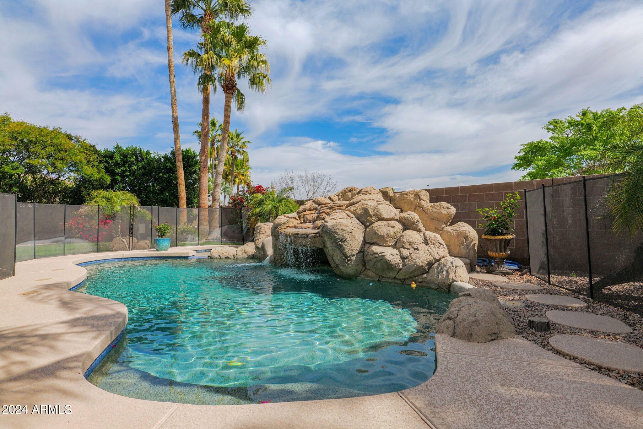 2517 S CONSTELLATION Way