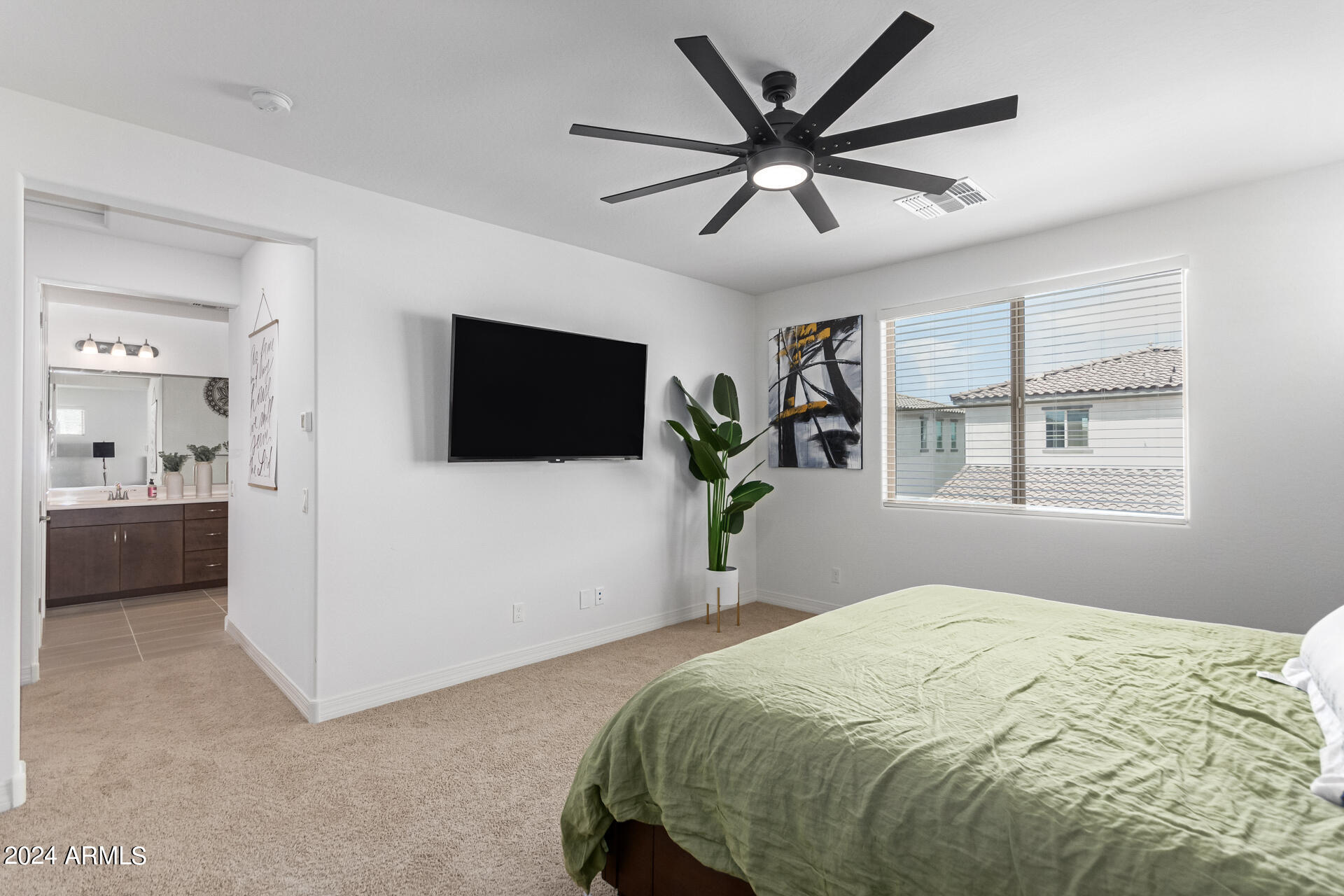 10044 E TIBURON Avenue