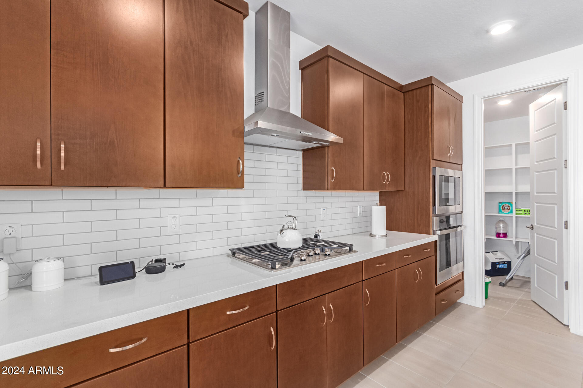 10044 E TIBURON Avenue