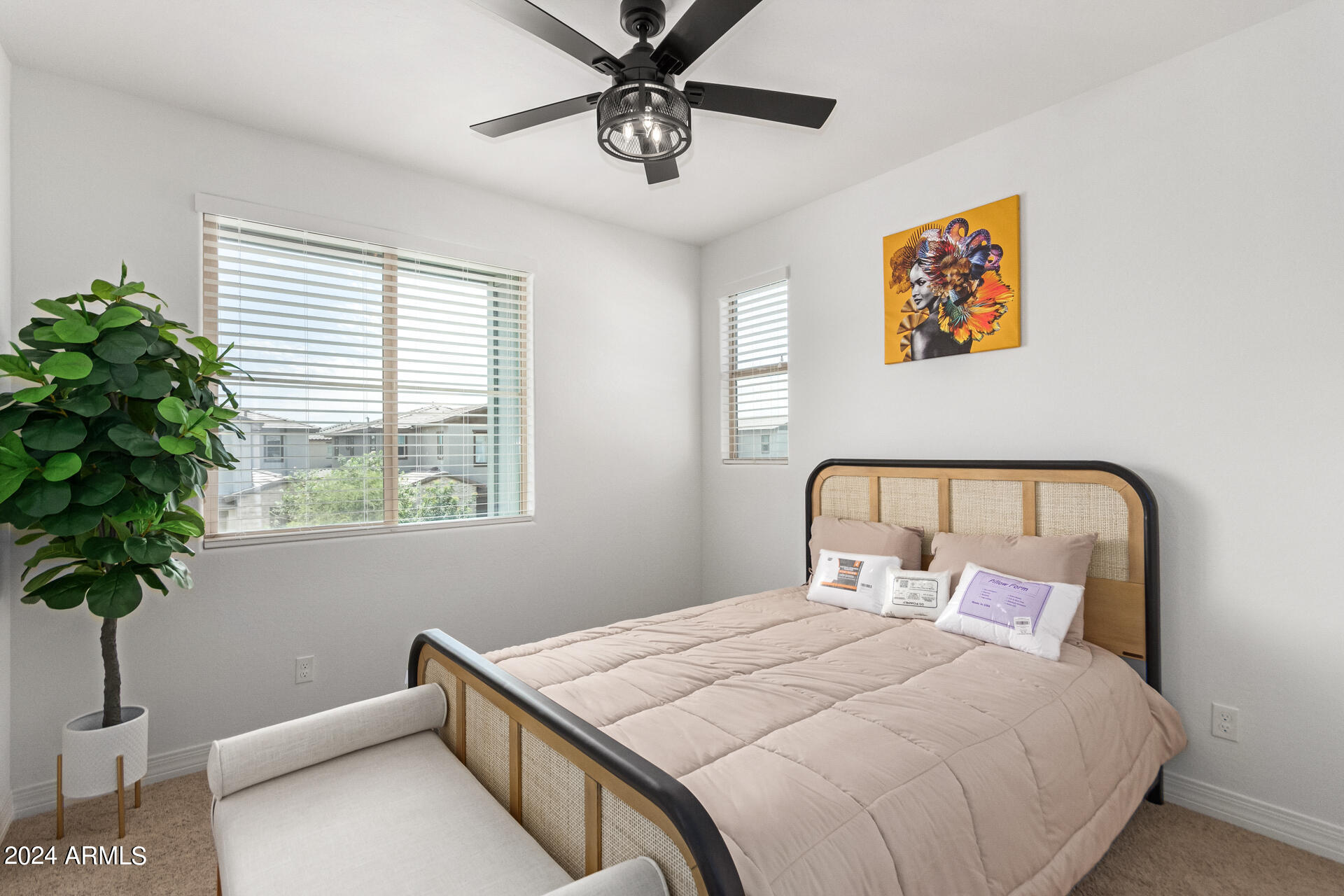 10044 E TIBURON Avenue