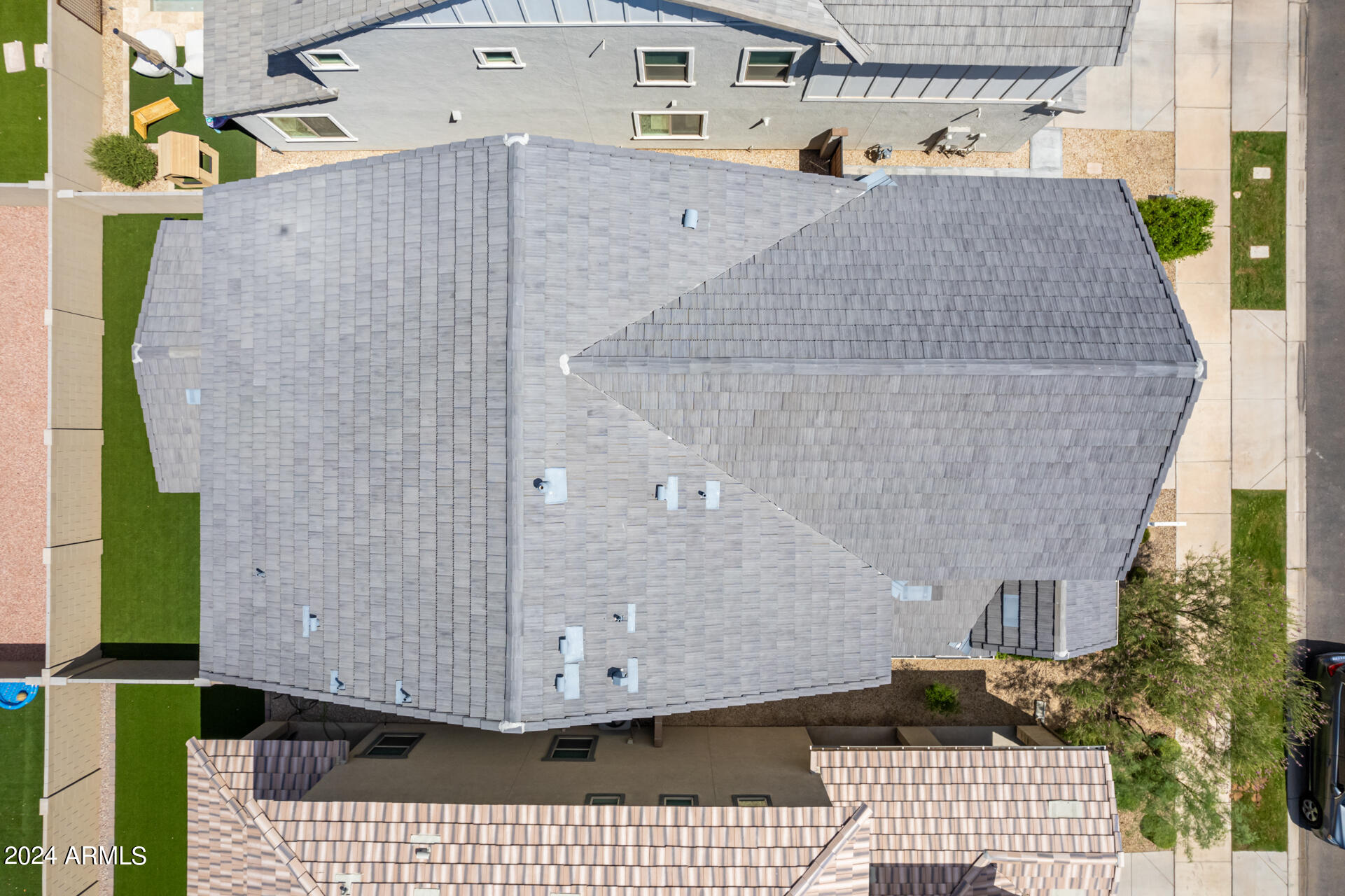 10044 E TIBURON Avenue