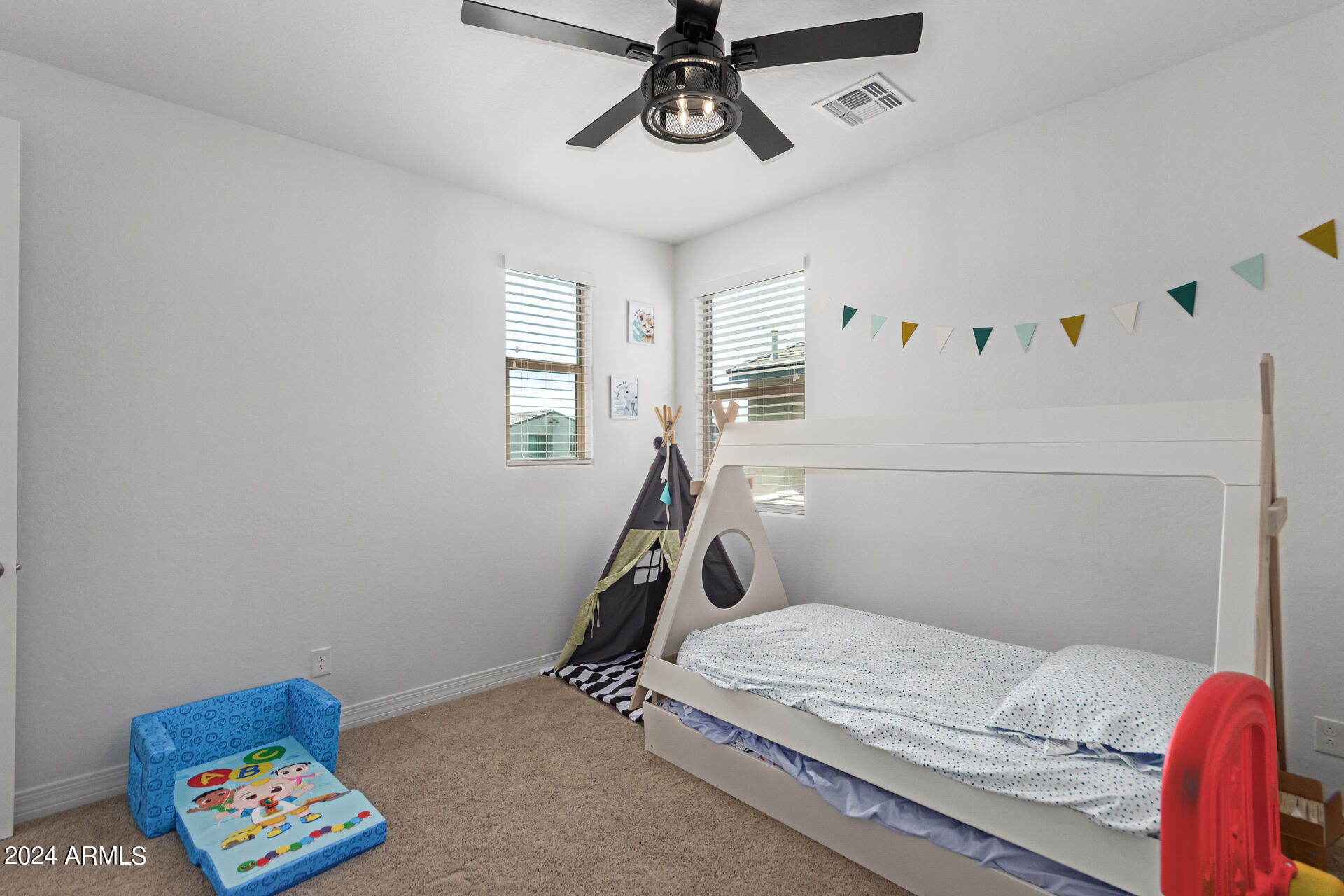 10044 E TIBURON Avenue