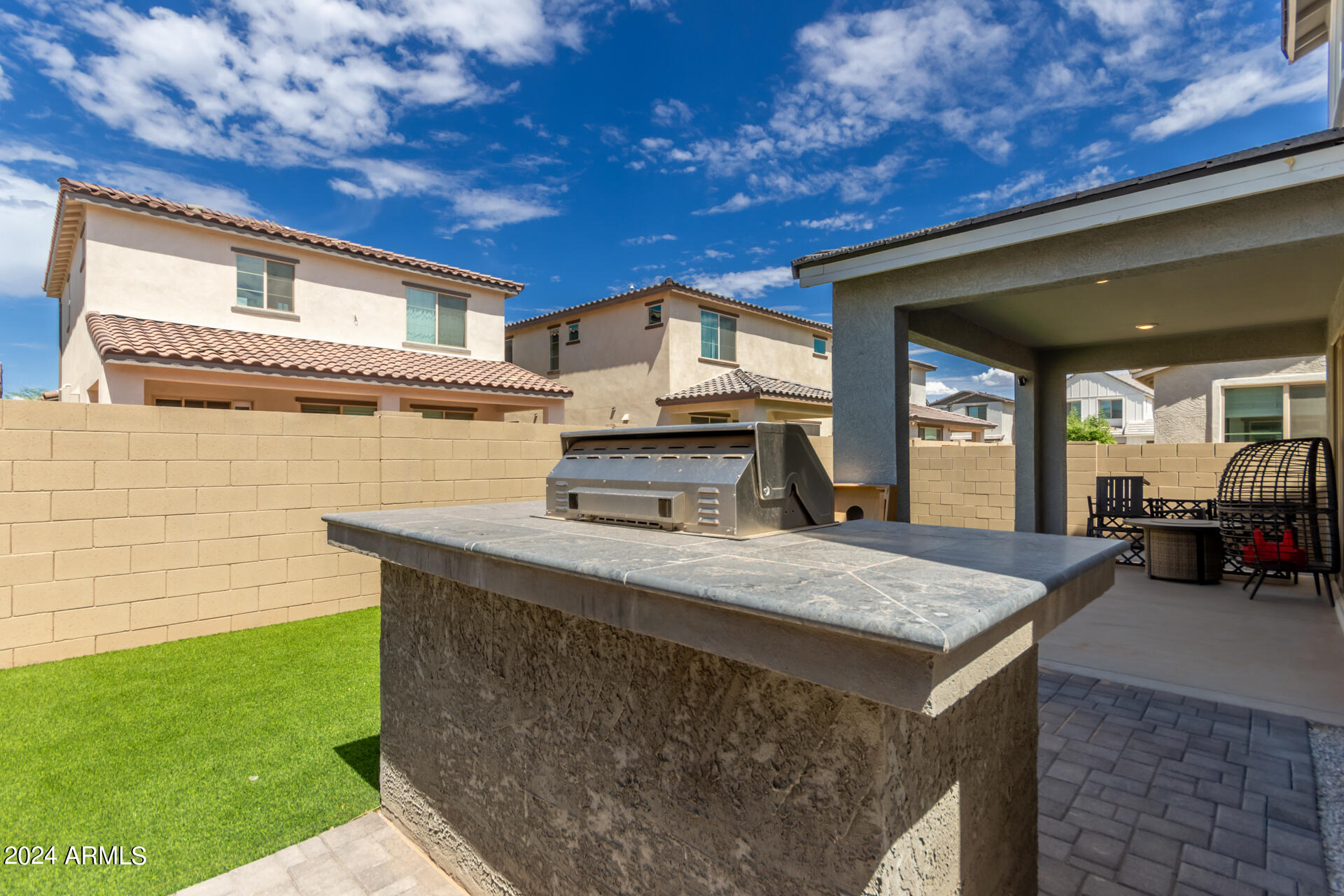 10044 E TIBURON Avenue