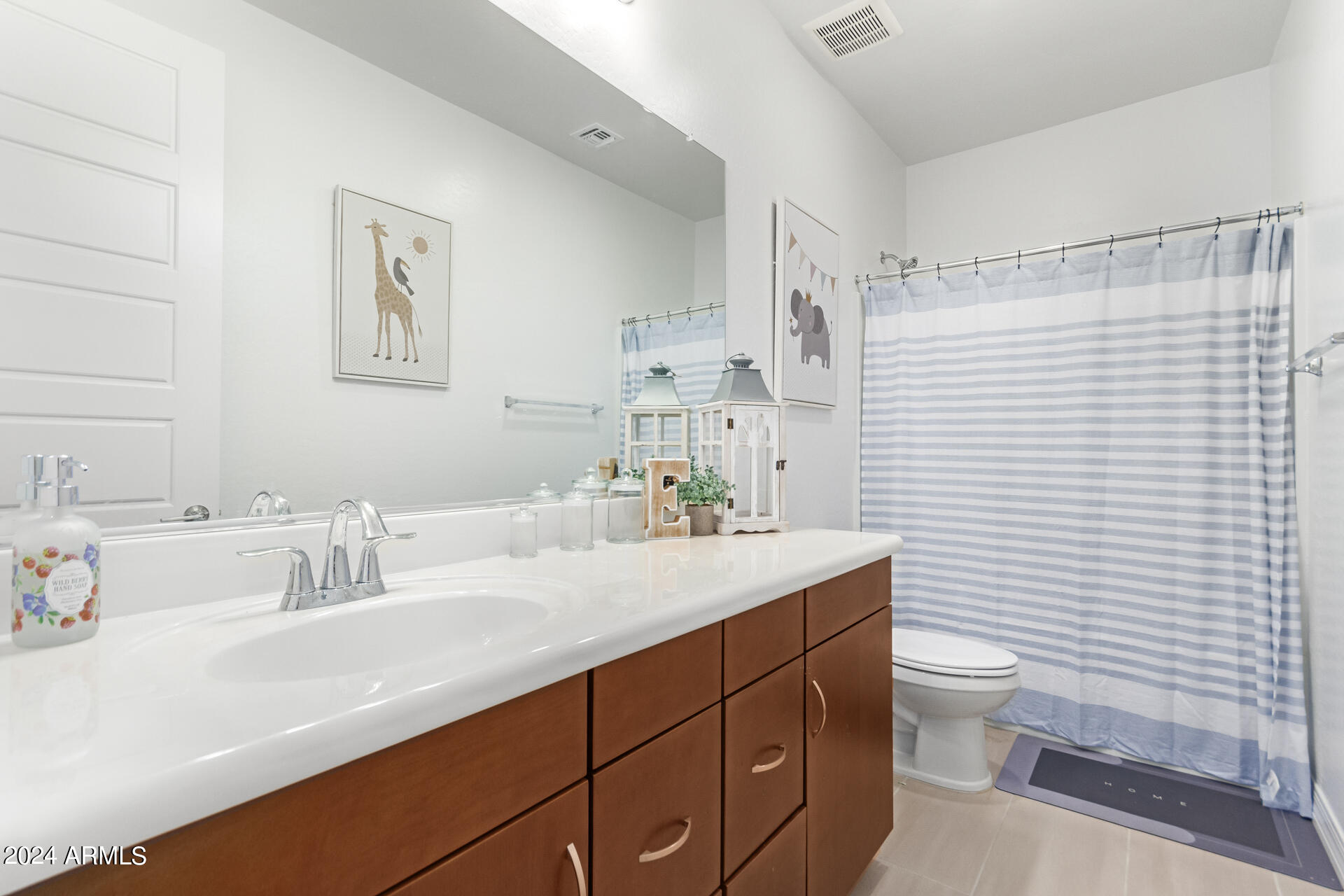 10044 E TIBURON Avenue