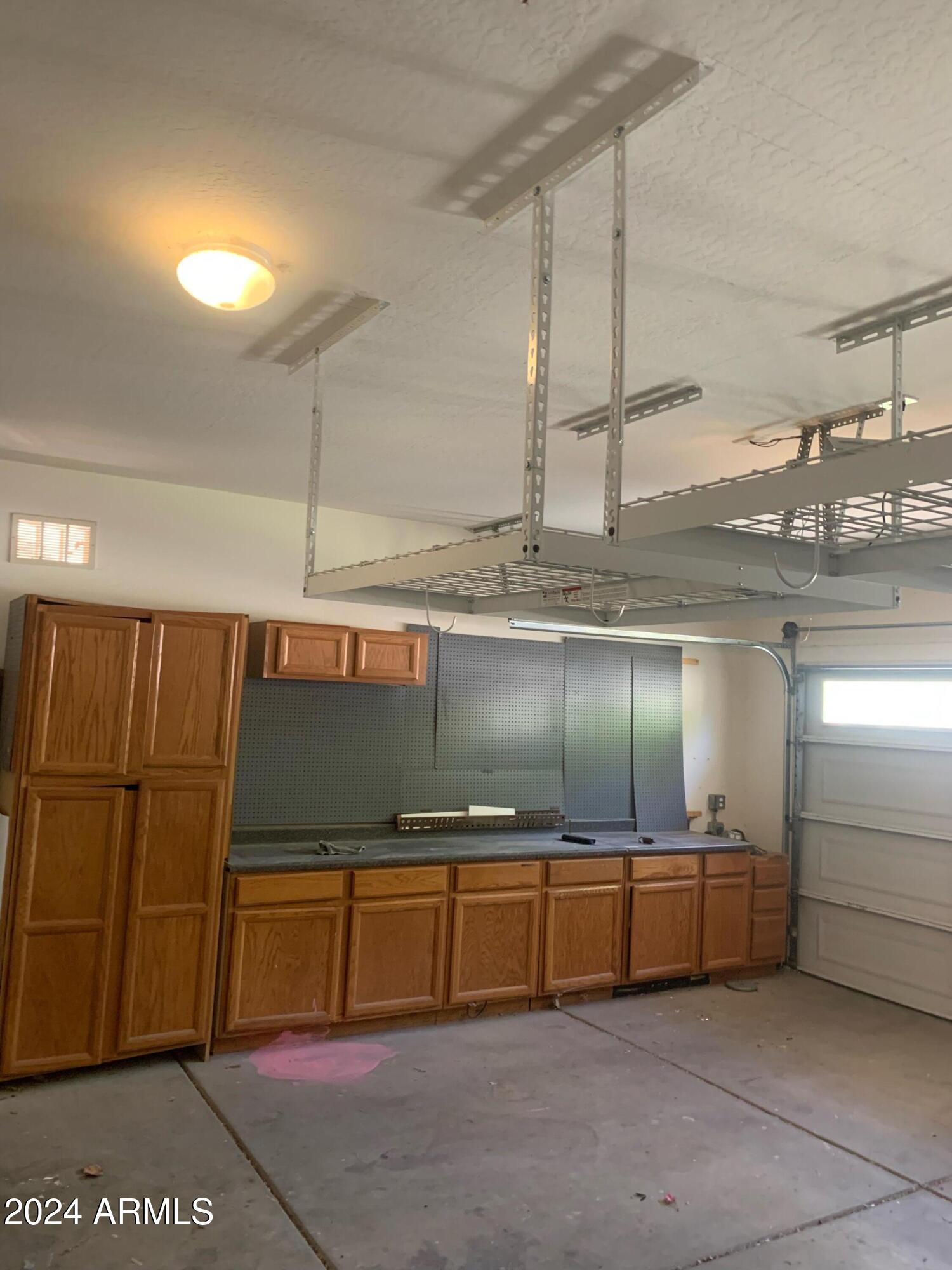 4255 E Washington Court