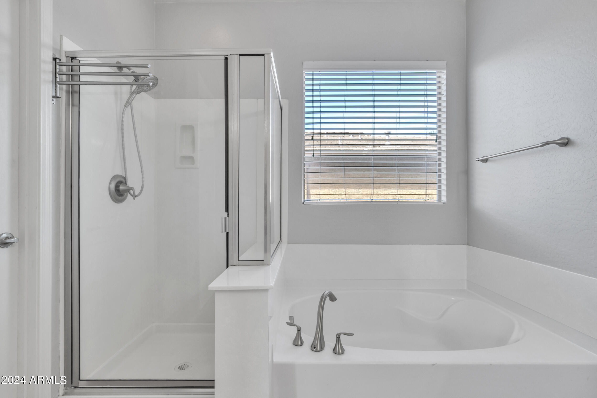 4255 E Washington Court