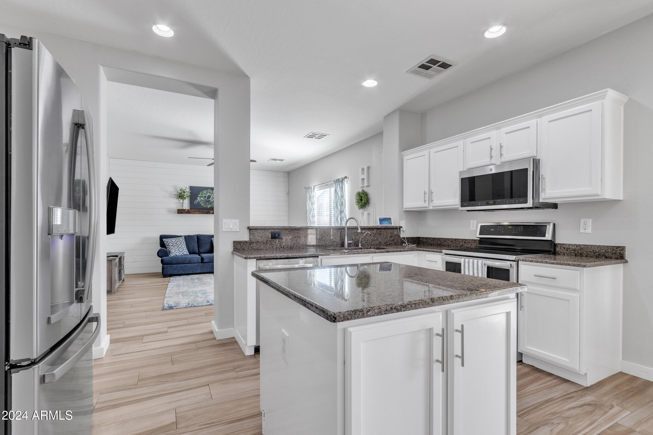 4255 E Washington Court