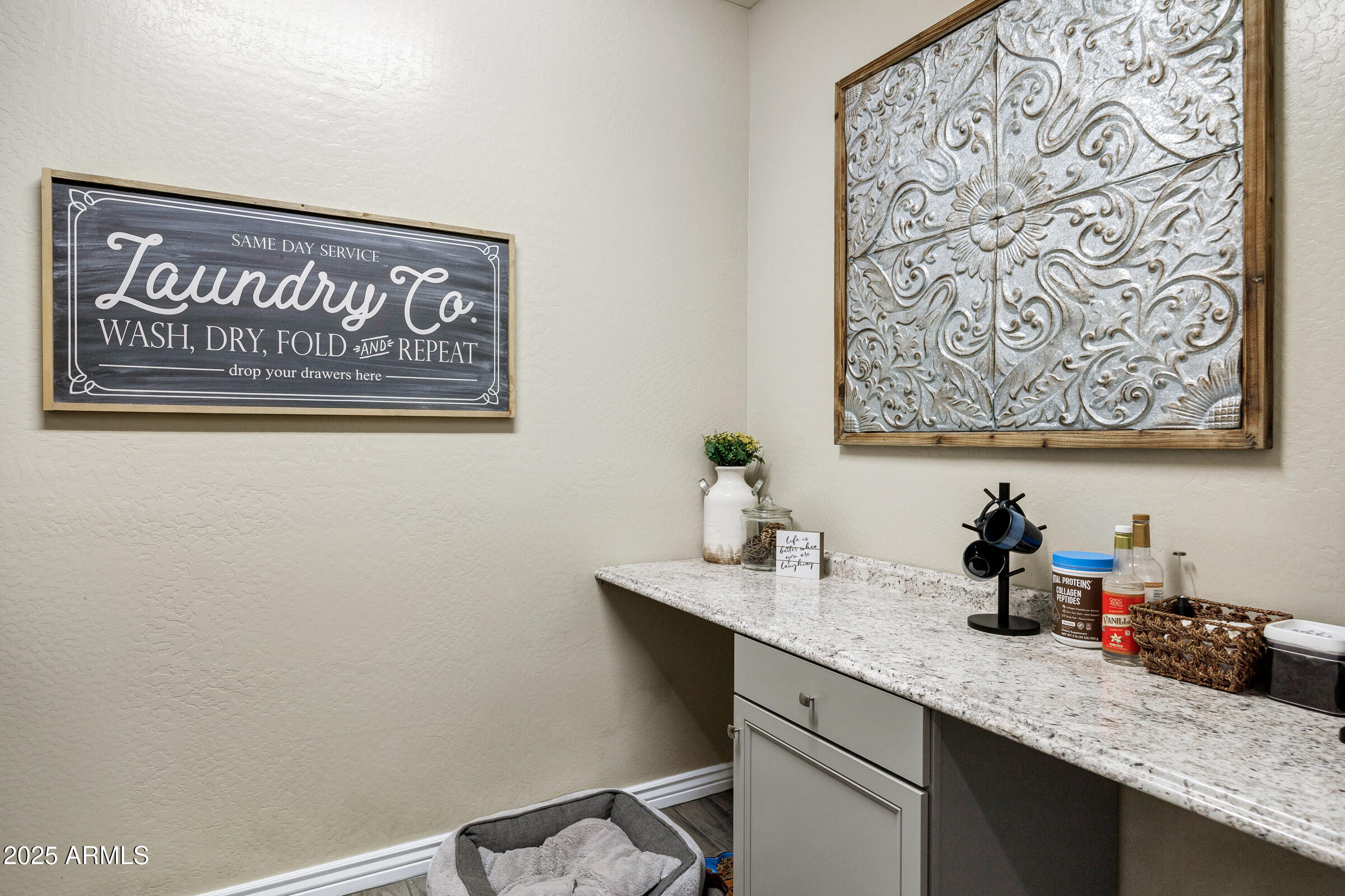 10544 E THATCHER Avenue