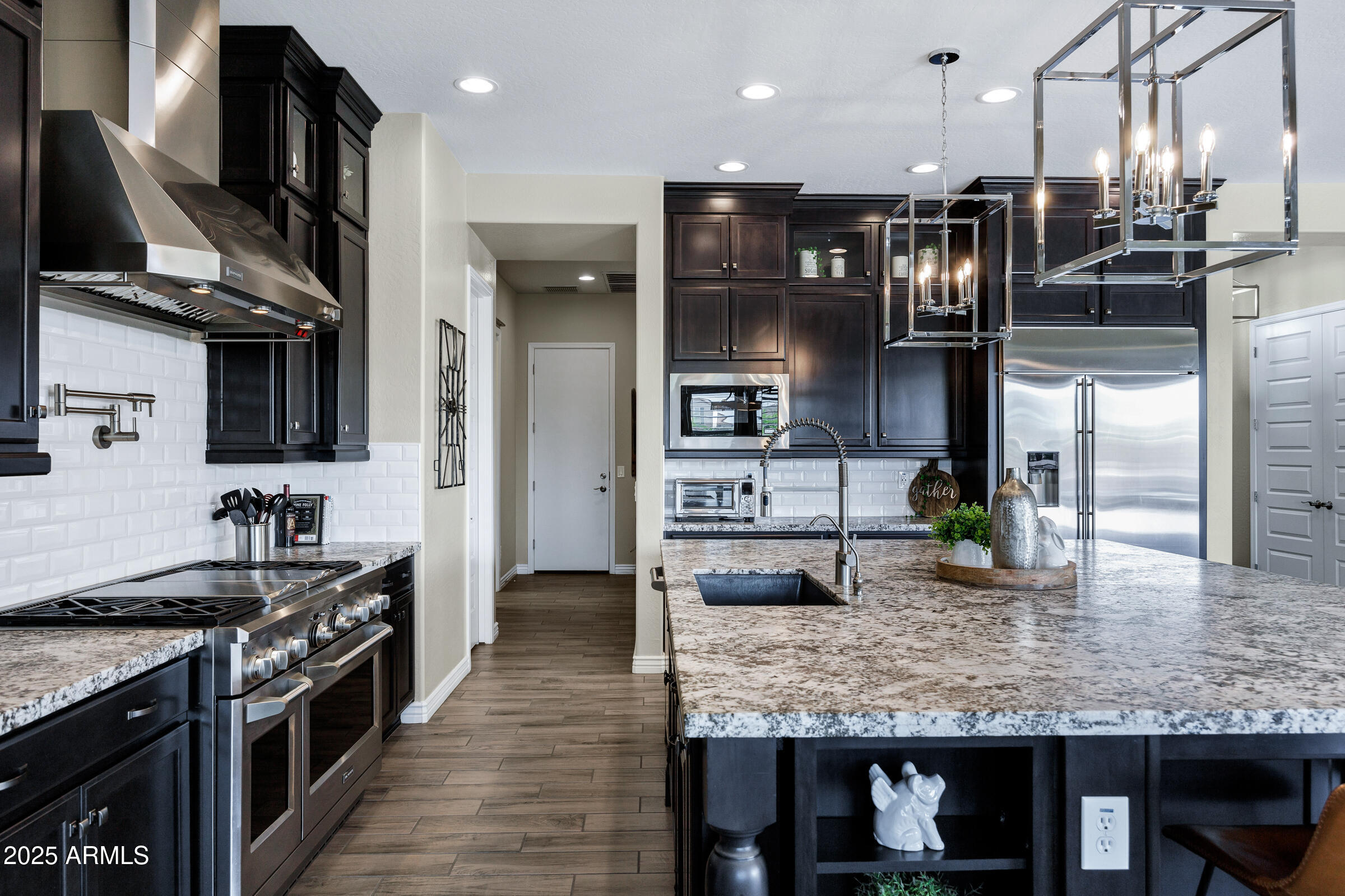 10544 E THATCHER Avenue