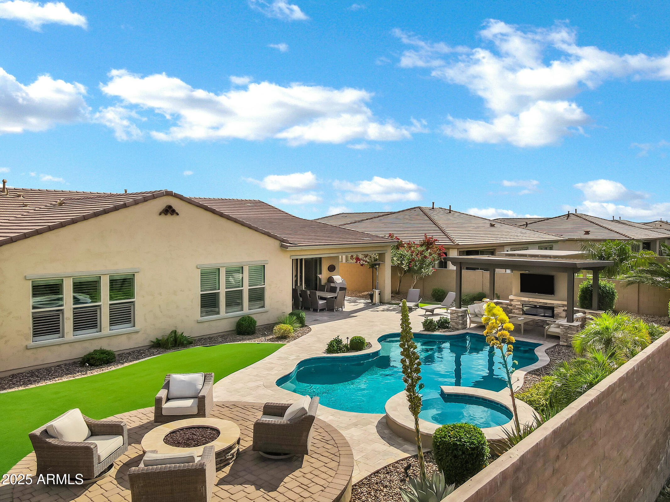 10544 E THATCHER Avenue