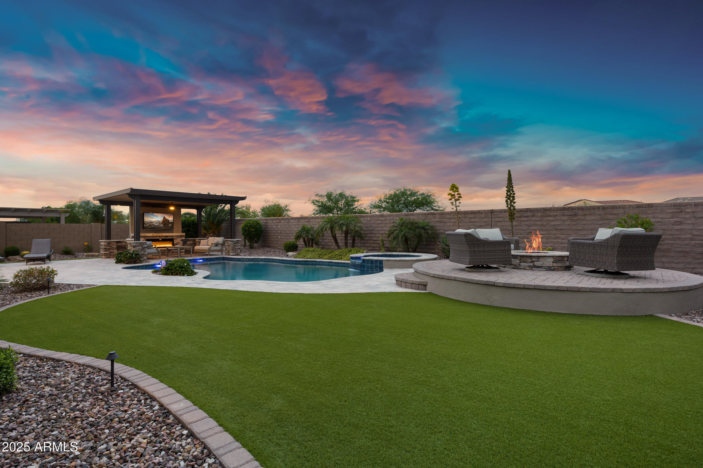 10544 E THATCHER Avenue