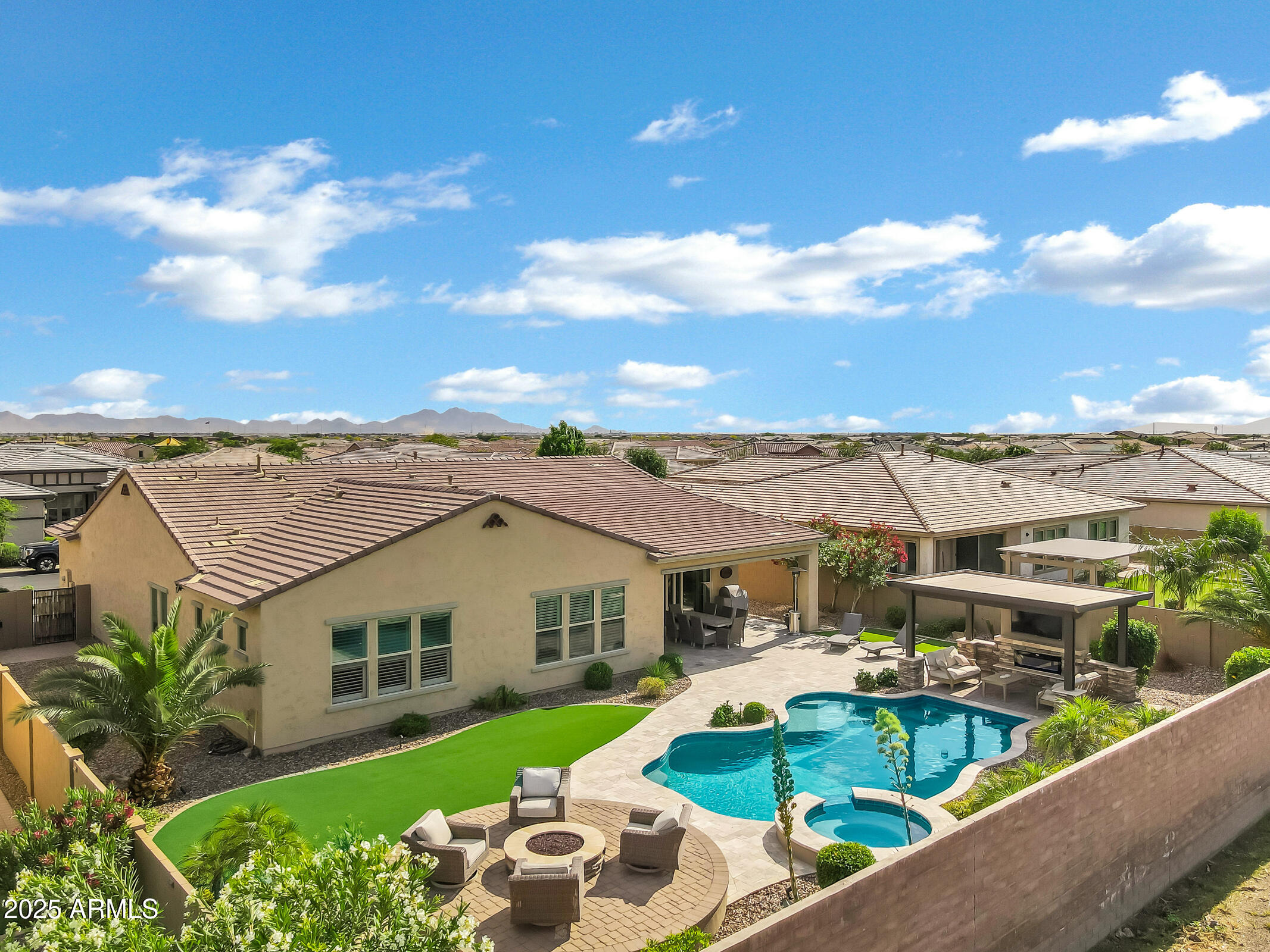 10544 E THATCHER Avenue