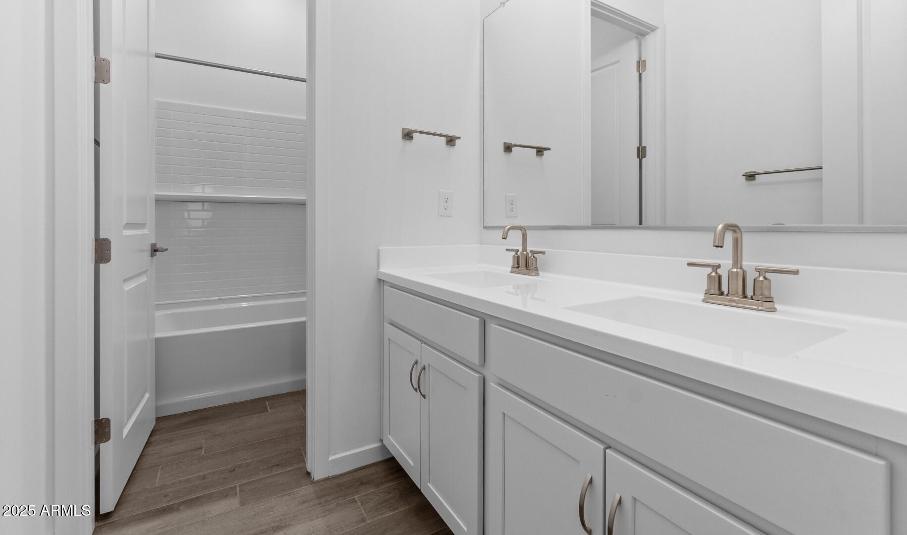 37735 W Santa Maria Street