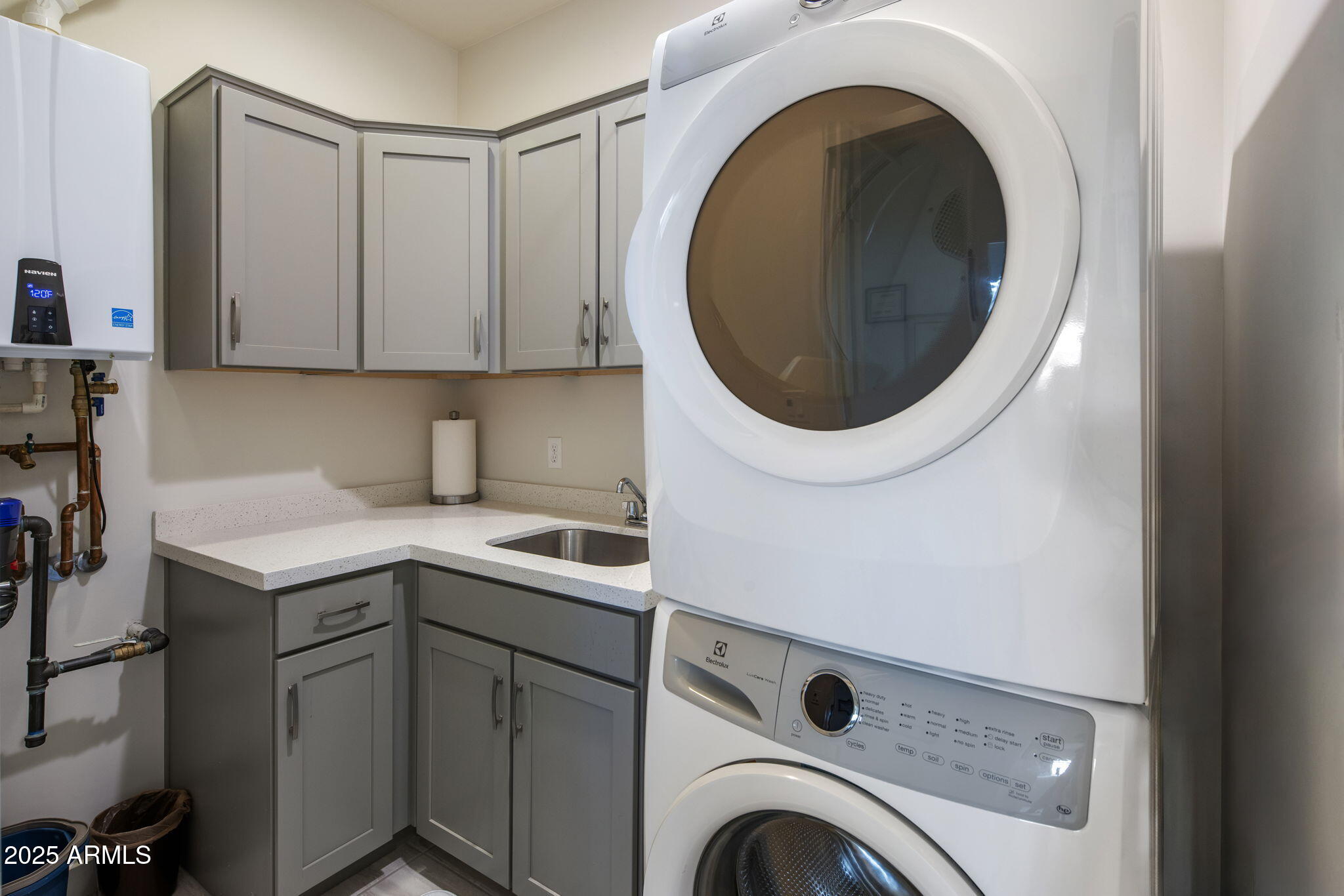 325 E CORONADO Road, 19