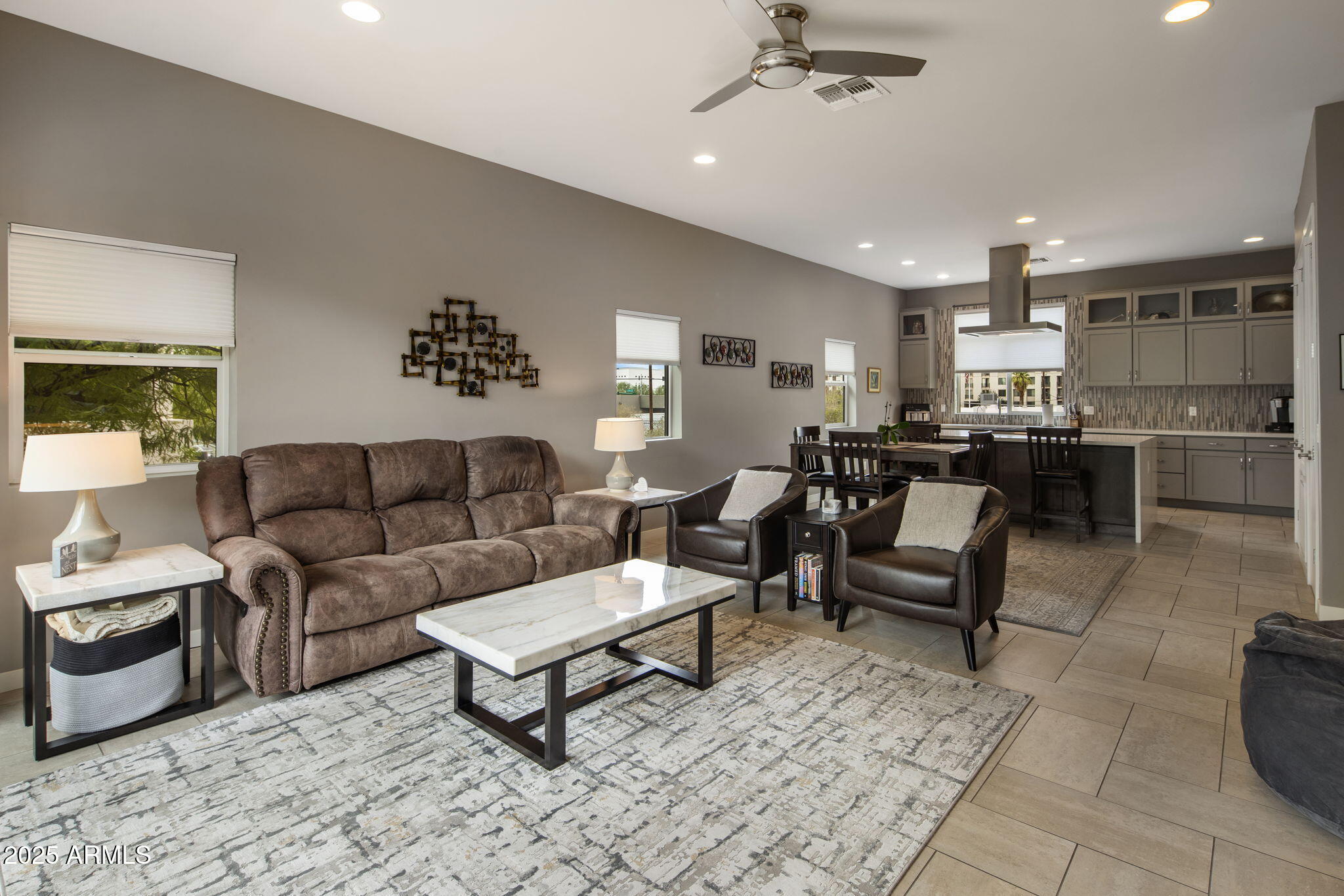 325 E CORONADO Road, 19