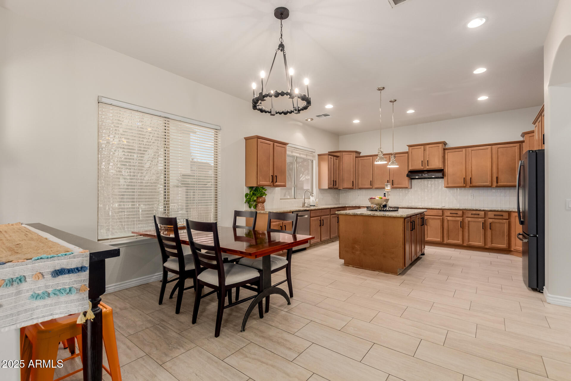 19145 E MOCKINGBIRD Drive