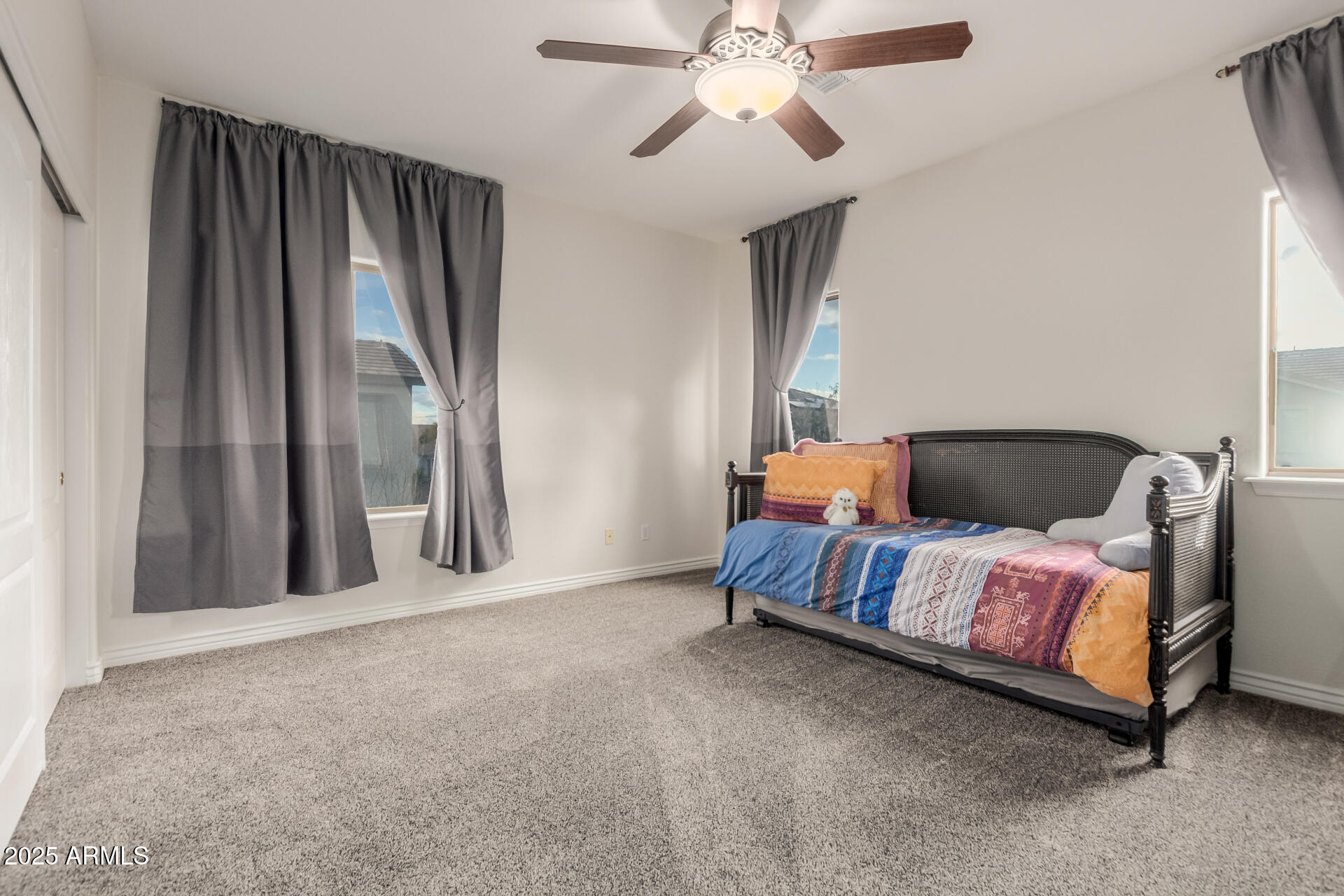 19145 E MOCKINGBIRD Drive