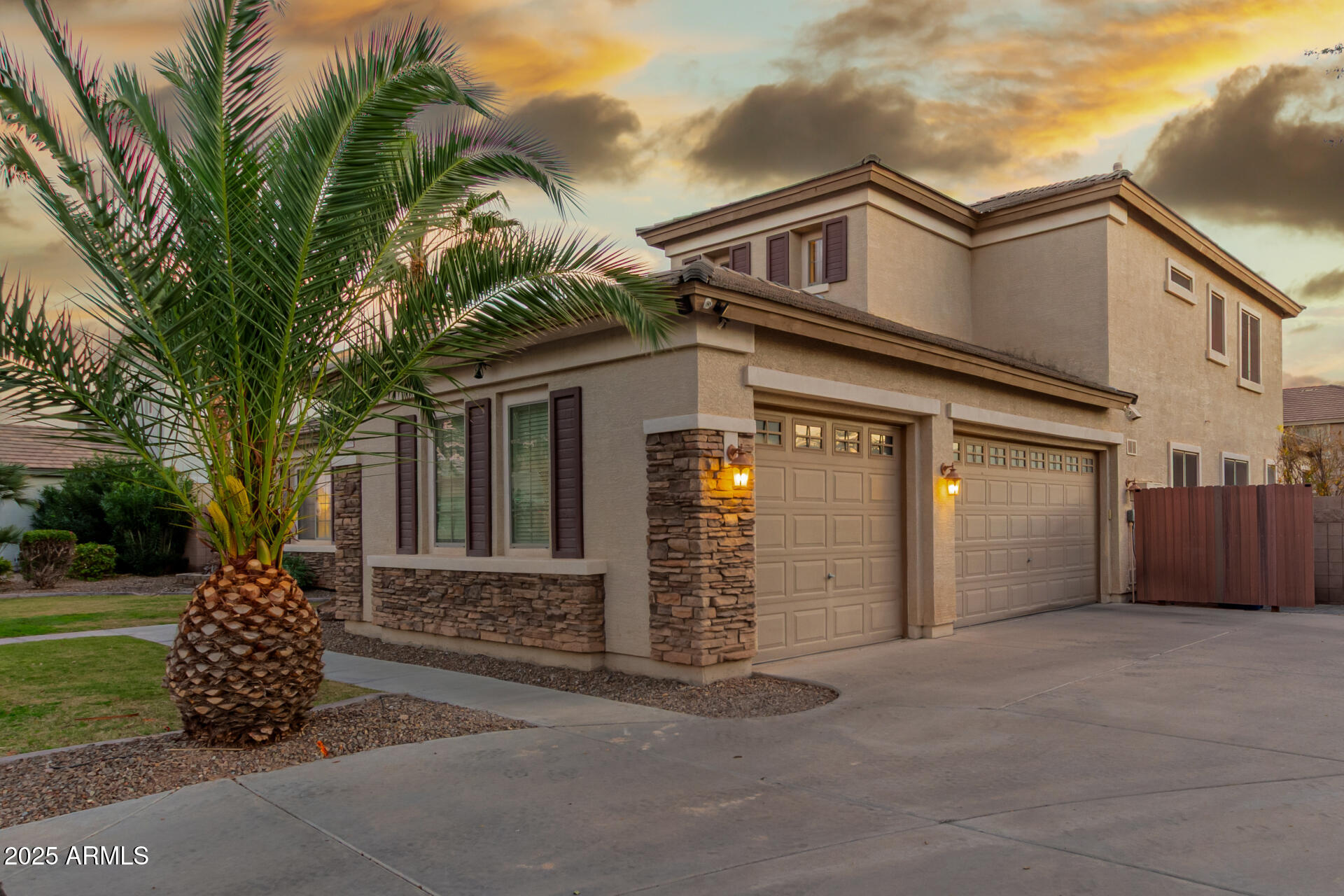 19145 E MOCKINGBIRD Drive