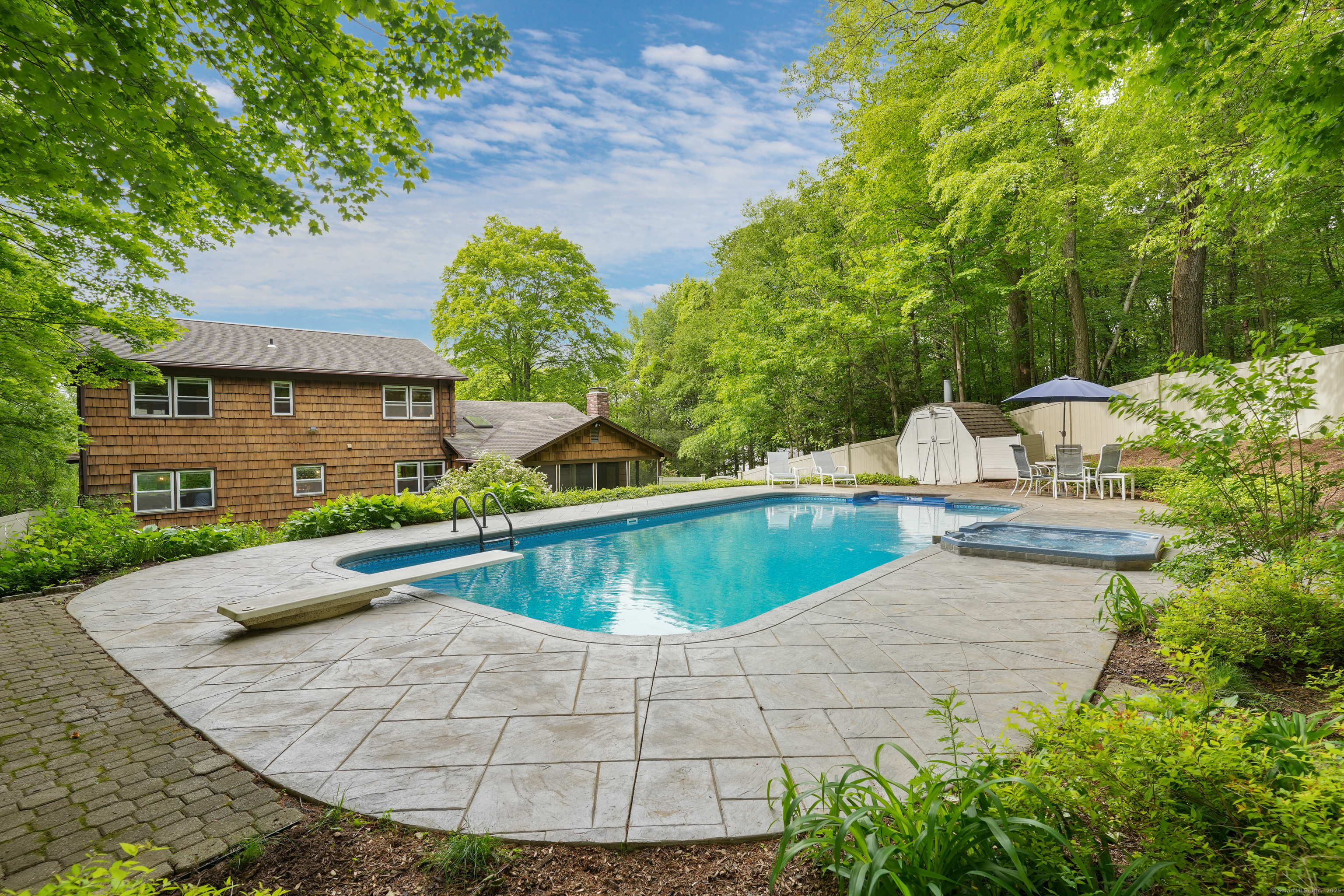 40 Spring Hill Lane