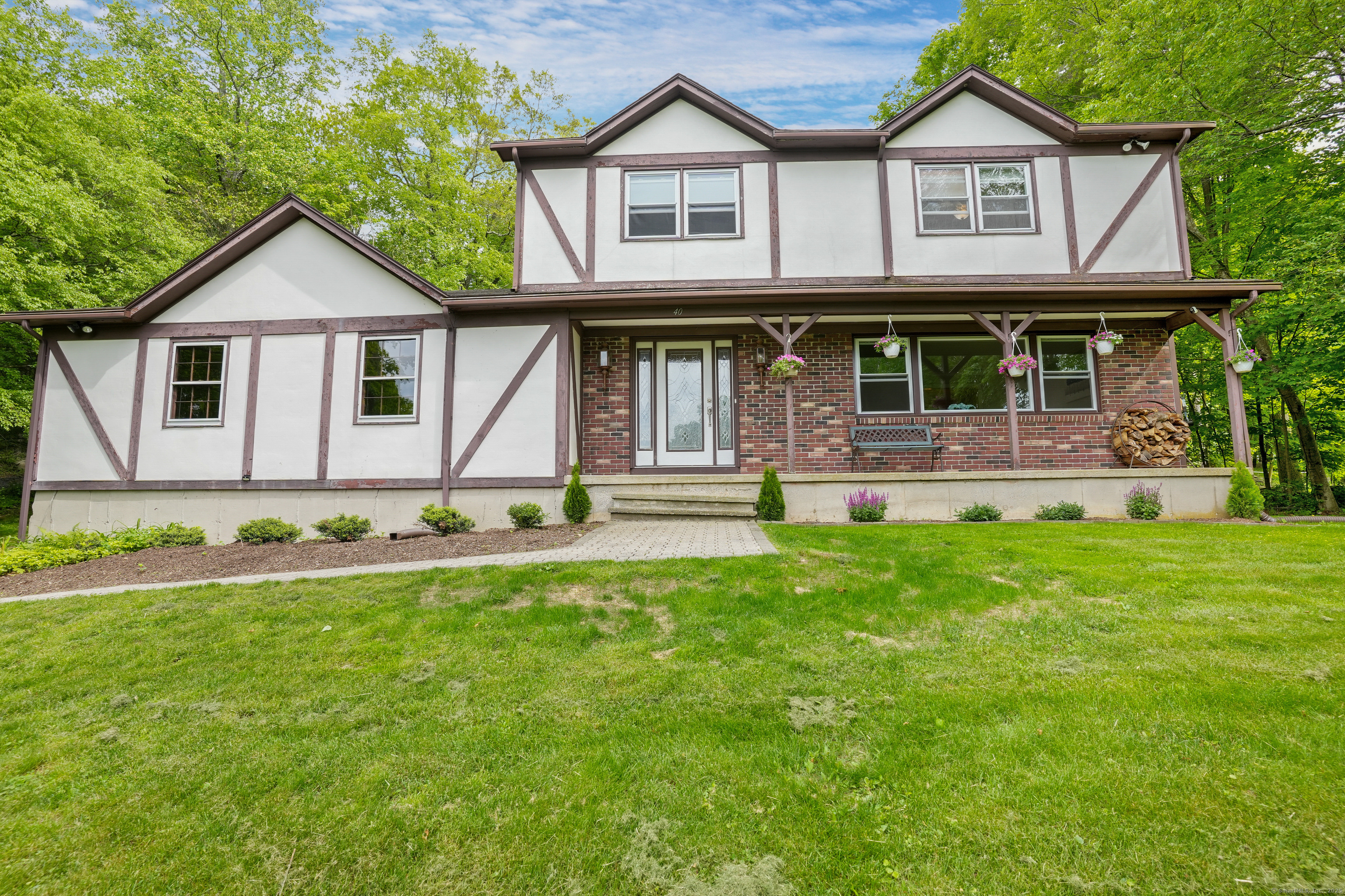 40 Spring Hill Lane