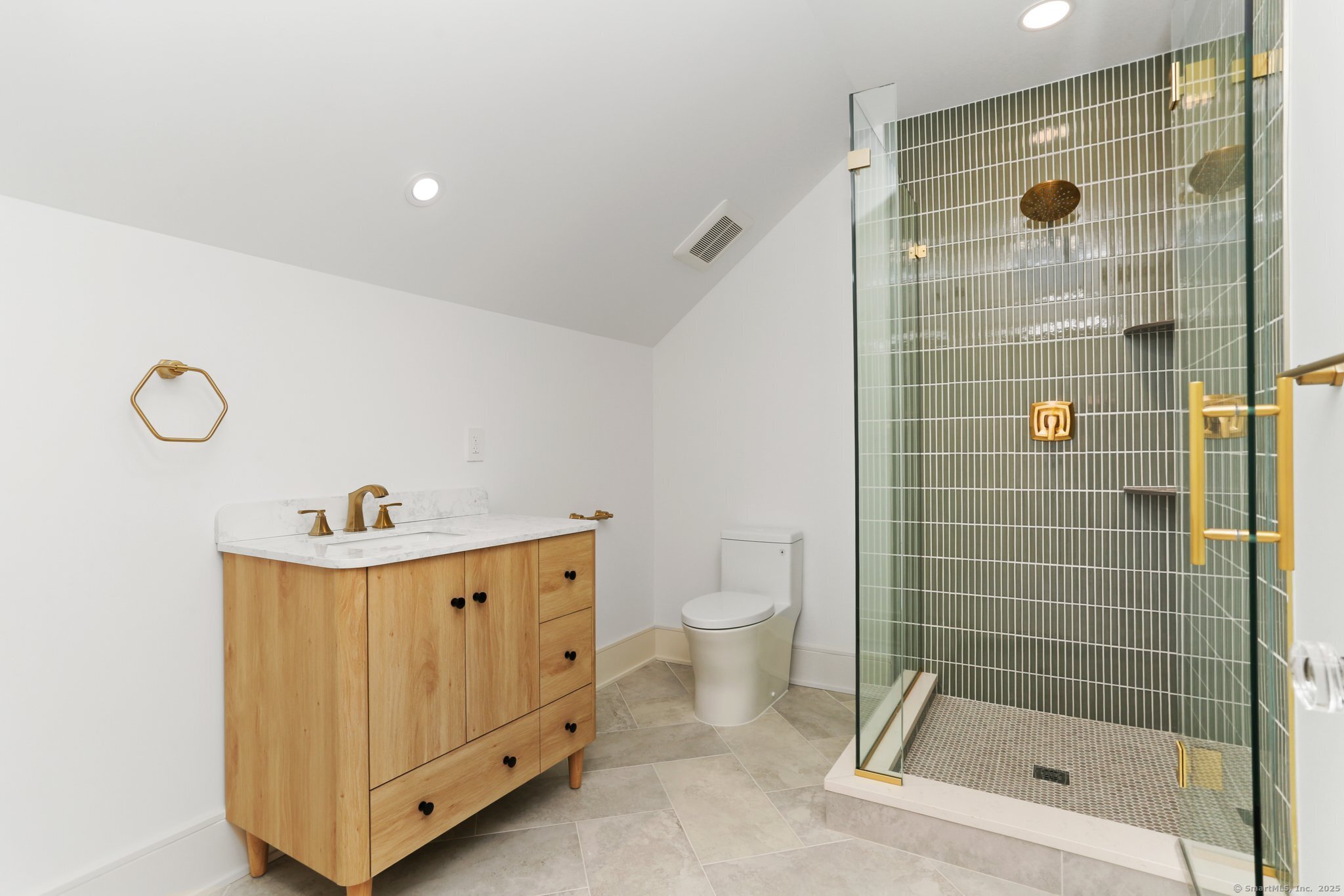 26 Morningside Drive South