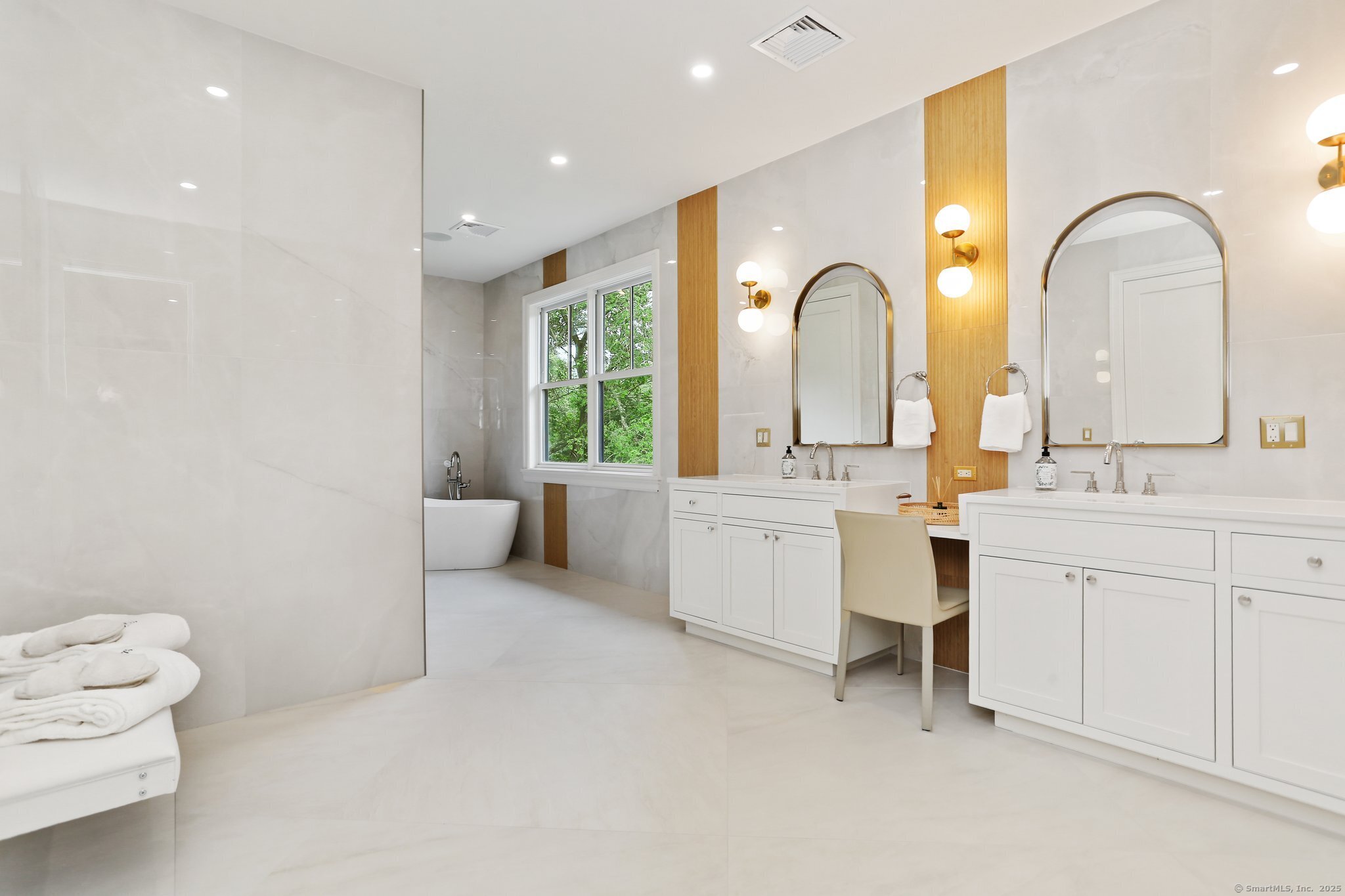 26 Morningside Drive South