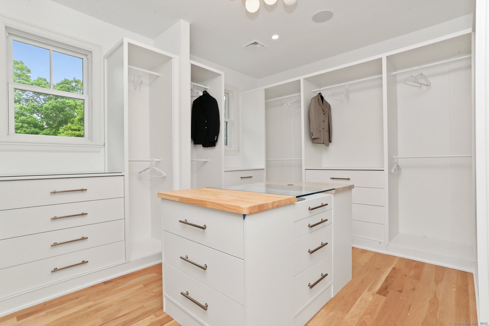 26 Morningside Drive South