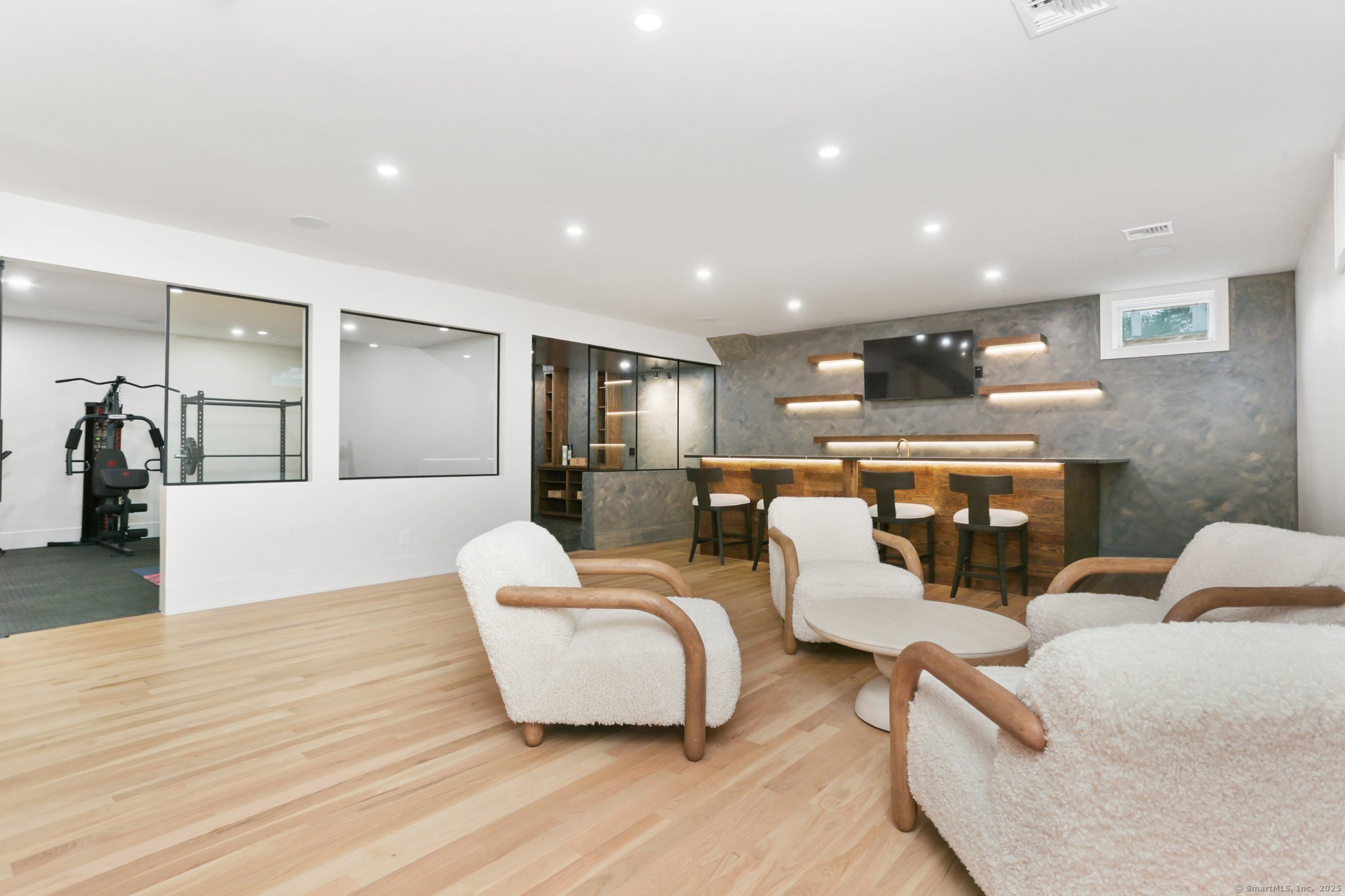 26 Morningside Drive South