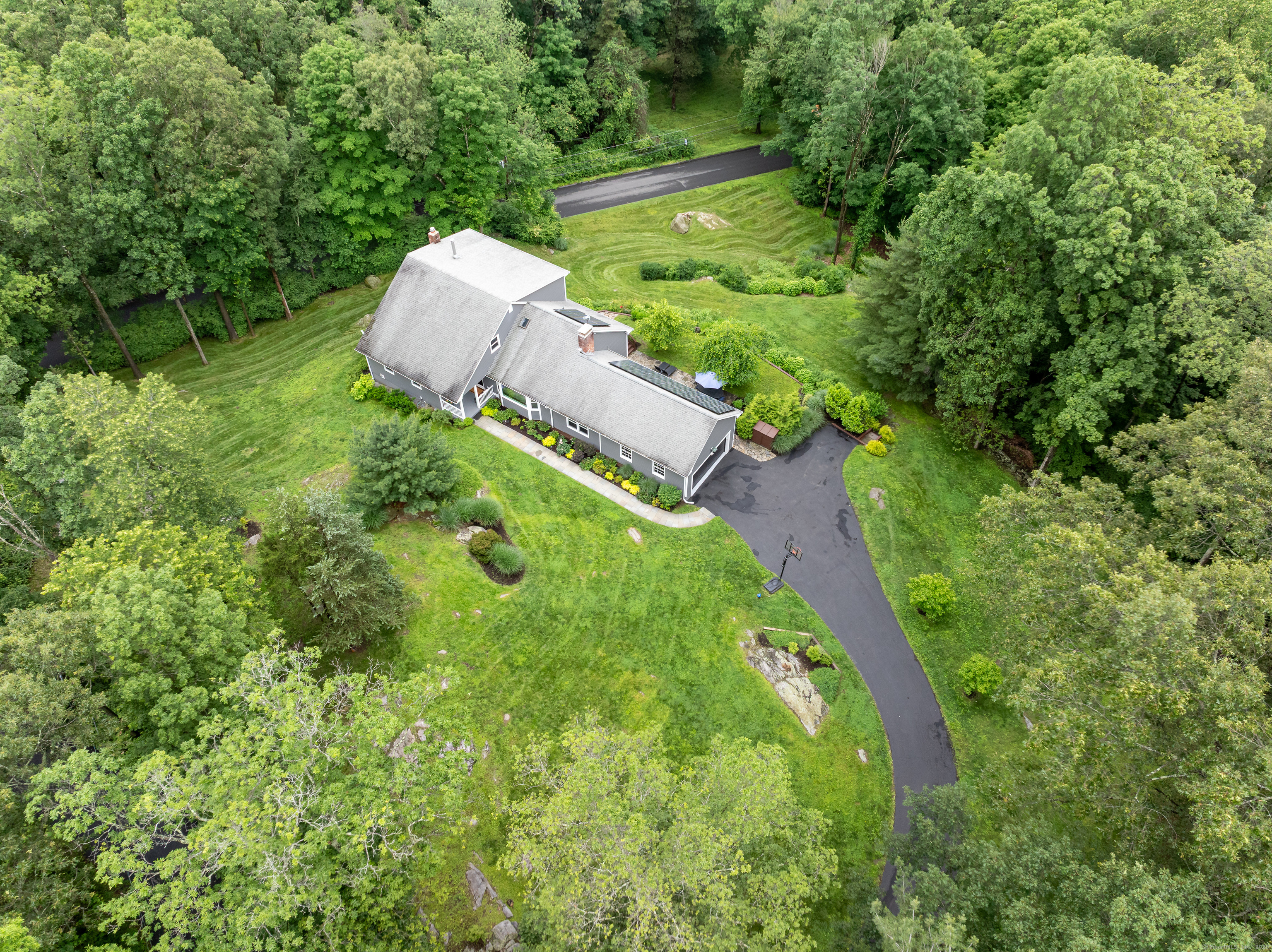 46 Glen Hill Road