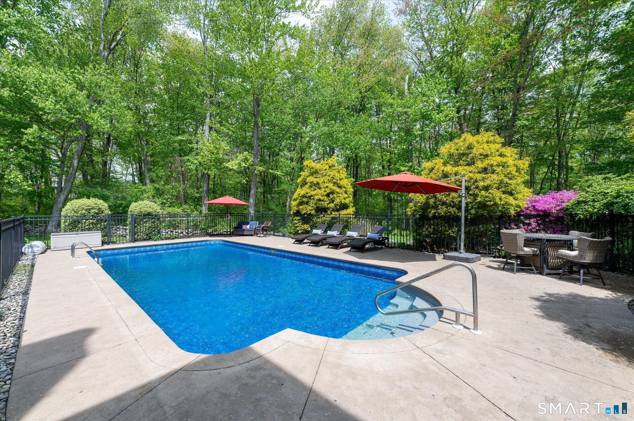 104 Cutlers Farm Road