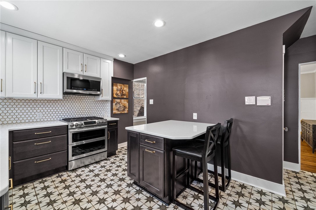 819 N Highland Ave