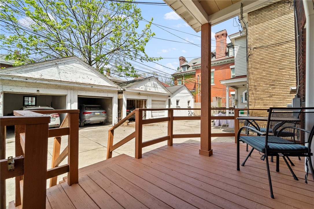 819 N Highland Ave