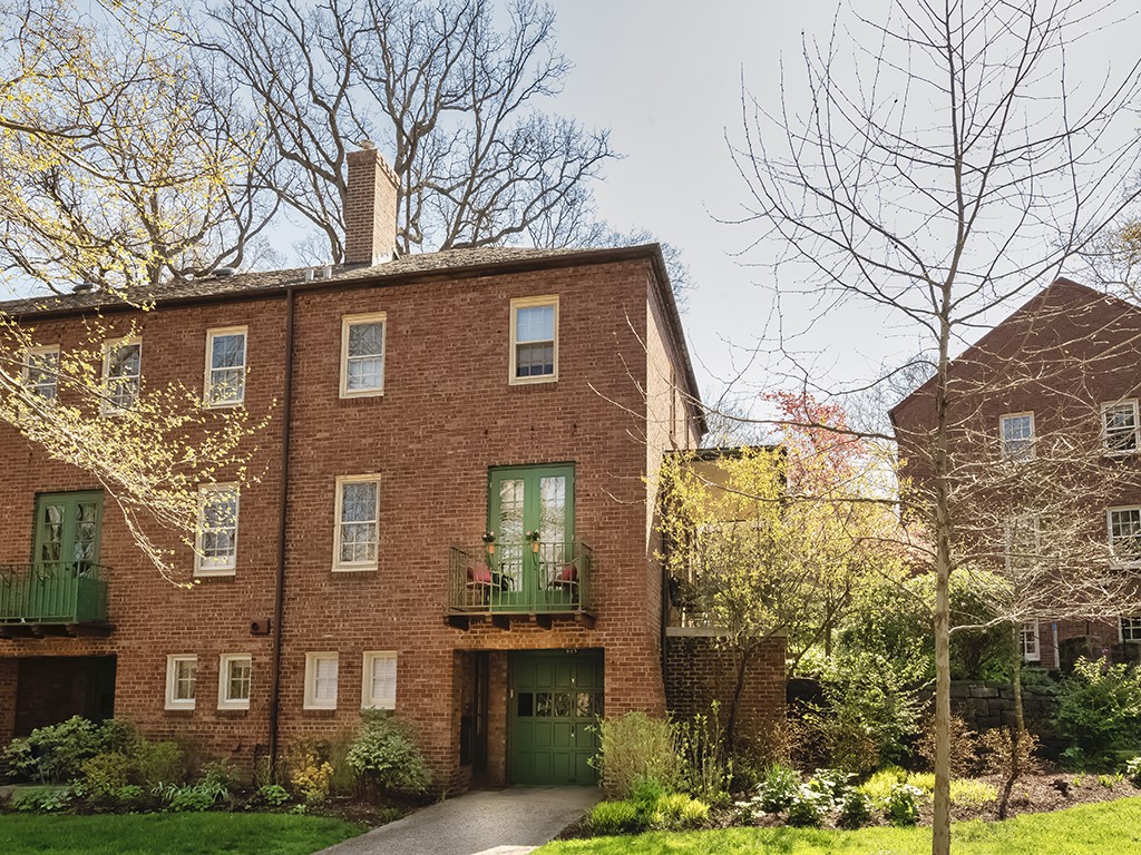 635 Olympia Road