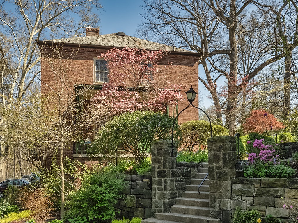 635 Olympia Road