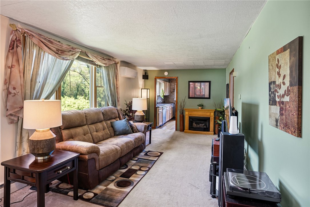 121 Warrendale Bakerstown Rd